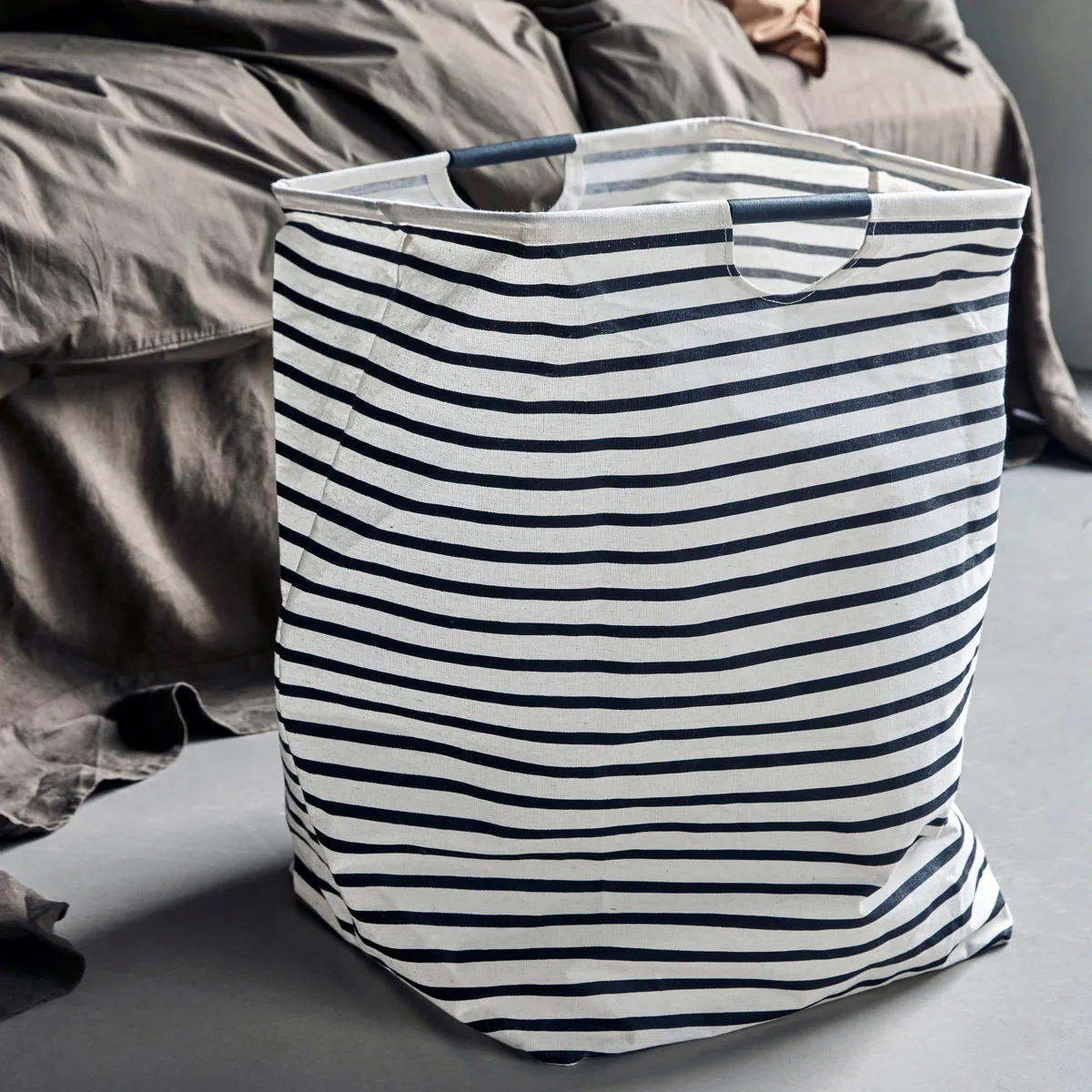 Panier à linge Stripes, Noir-blanc House Doctor