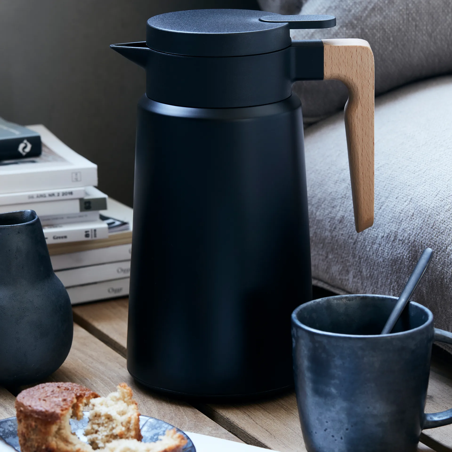 Pichet isotherme Cole 1,8 L, Noir House Doctor