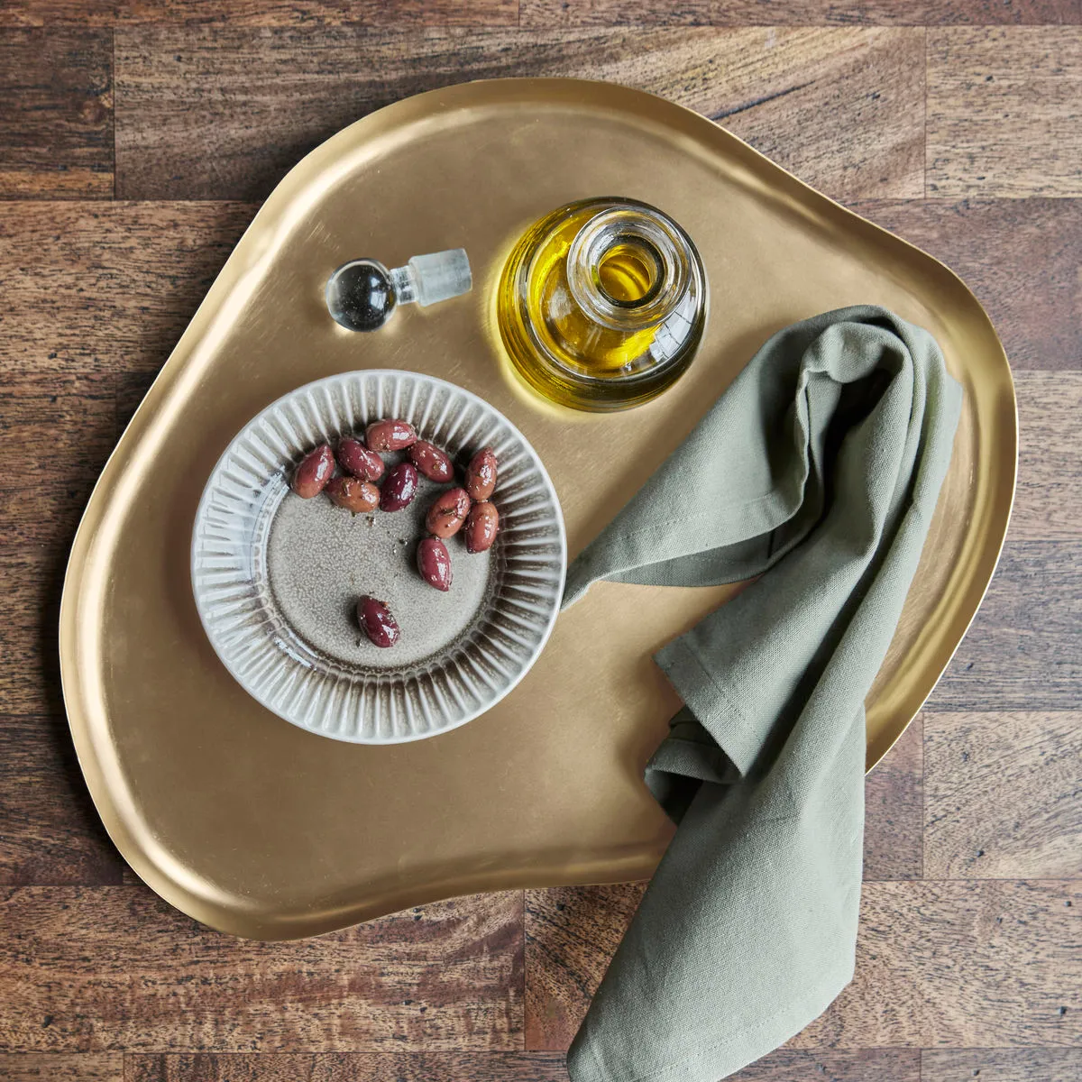 Plateau Osea 35x41 cm, Laiton antique House Doctor