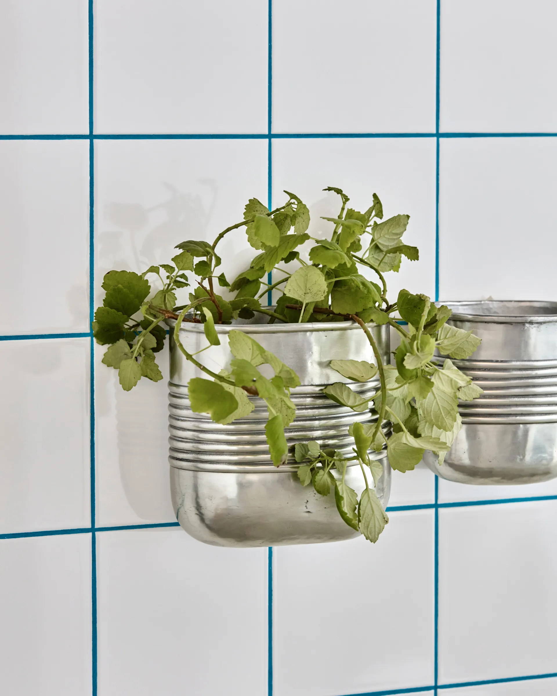 Pot Groove aluminium ovale, 2 pièces, Argent antique House Doctor