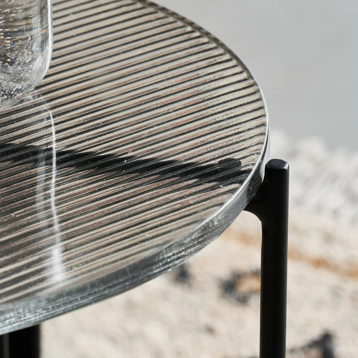 Table d'appoint Tamu Ø32x50 cm, Noir-verre House Doctor