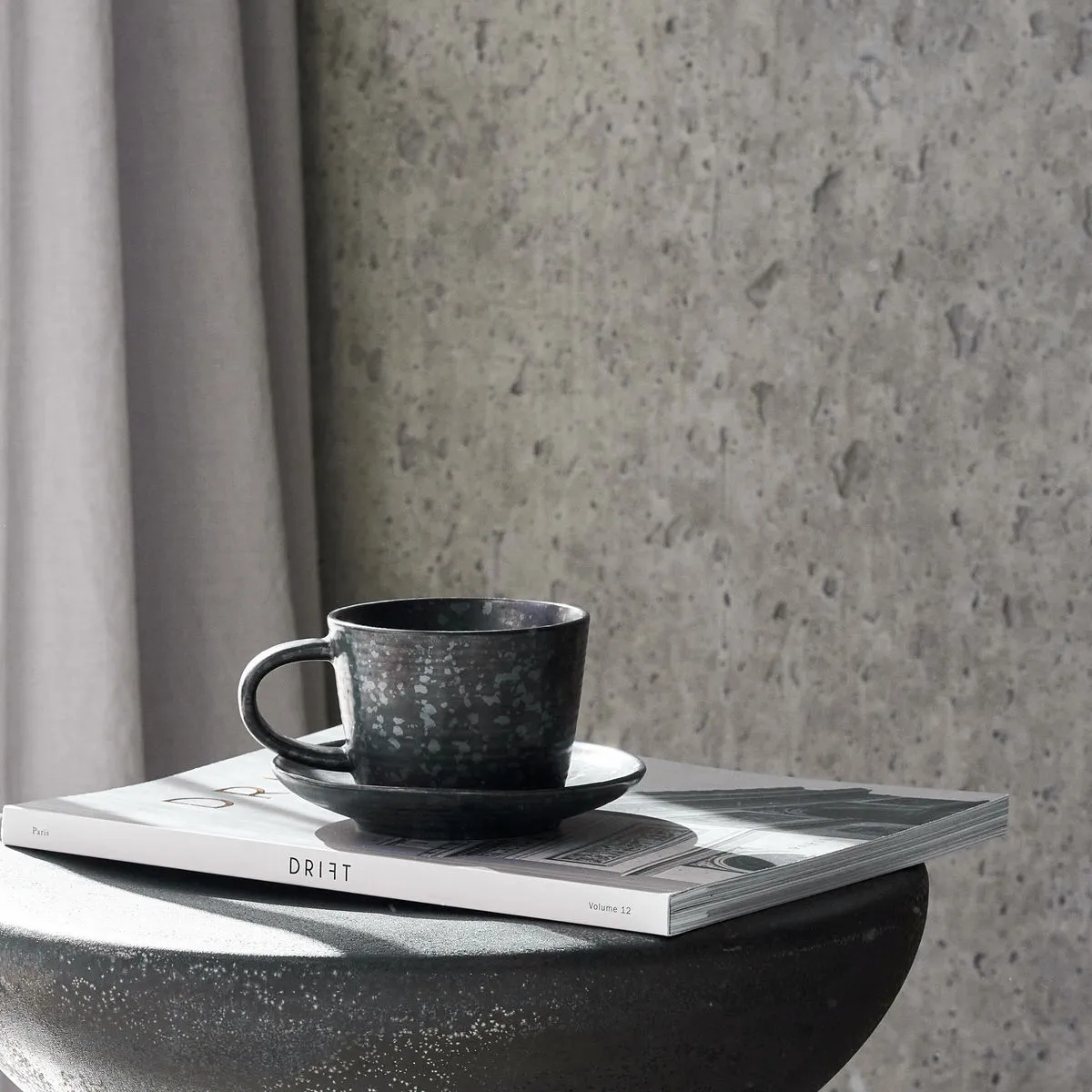 Tasse avec soucoupe Pion 23 cl, Noir-marron House Doctor