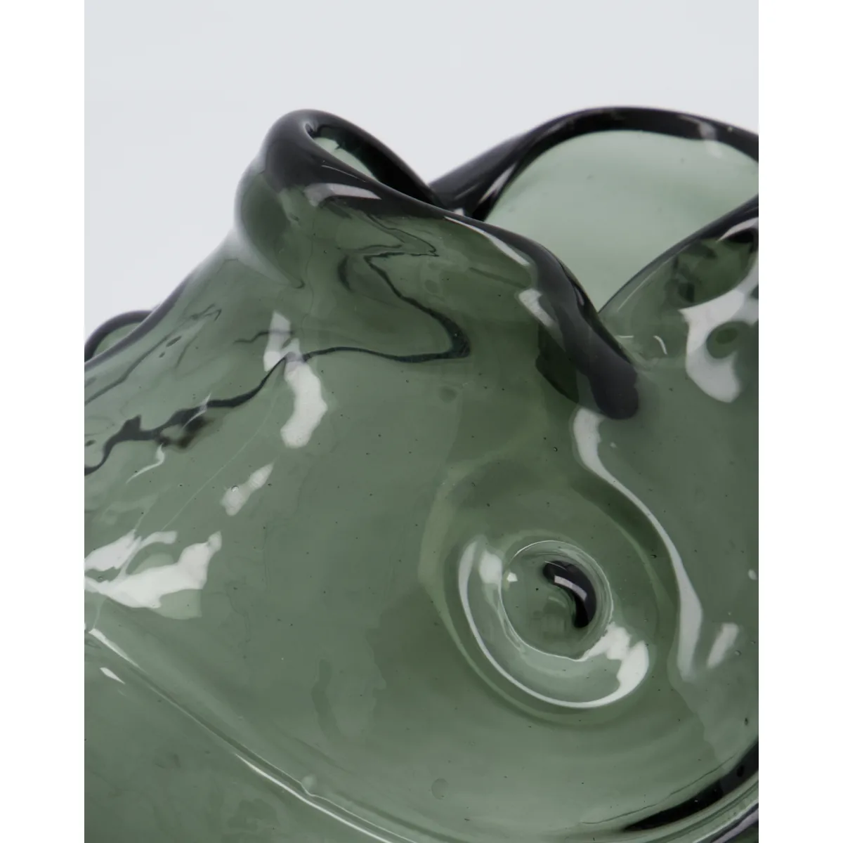 Vase Fish 17,5 cm, Gris fumé House Doctor