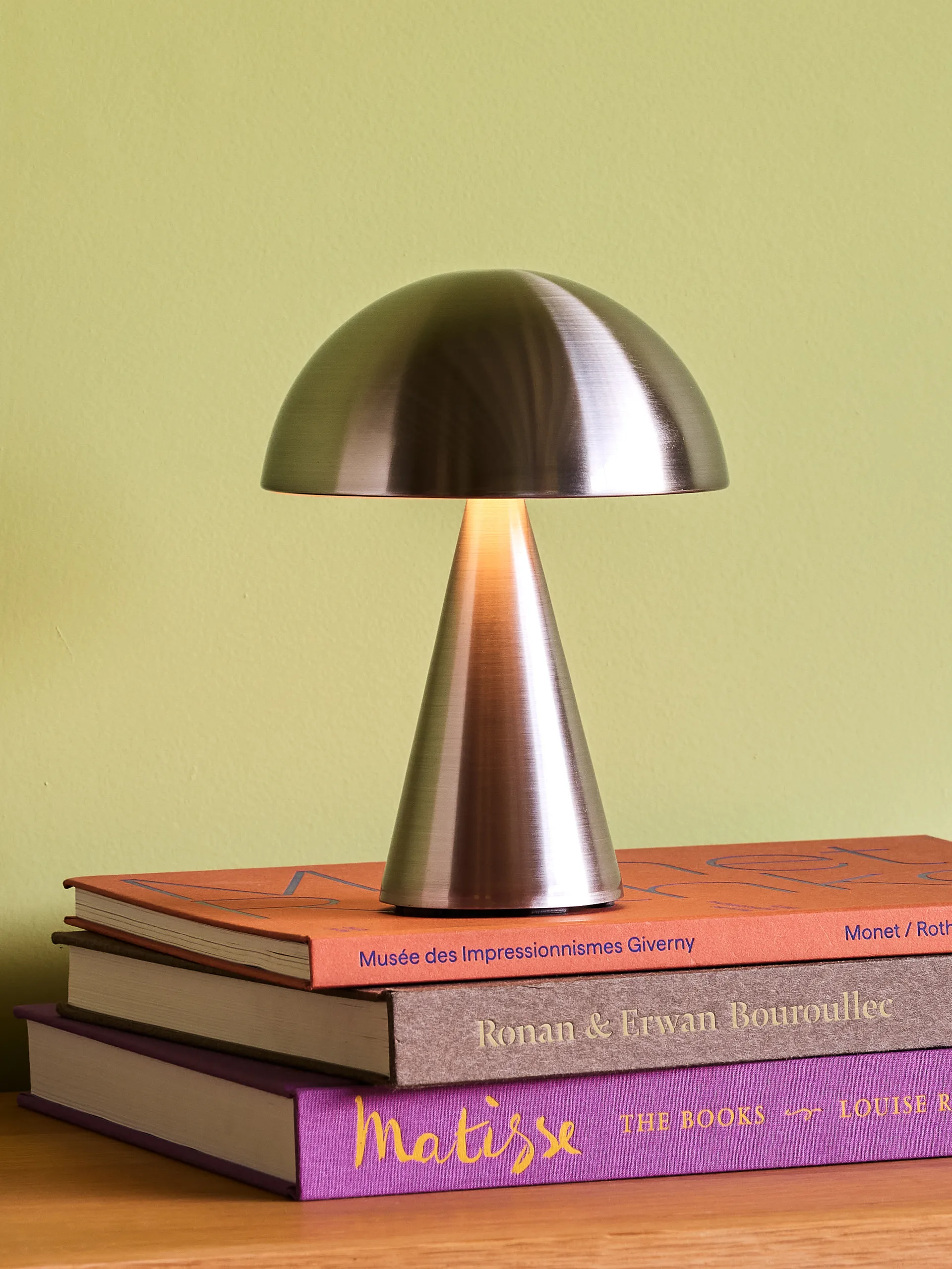 Lampe de table portable Mush, Nickel Hübsch