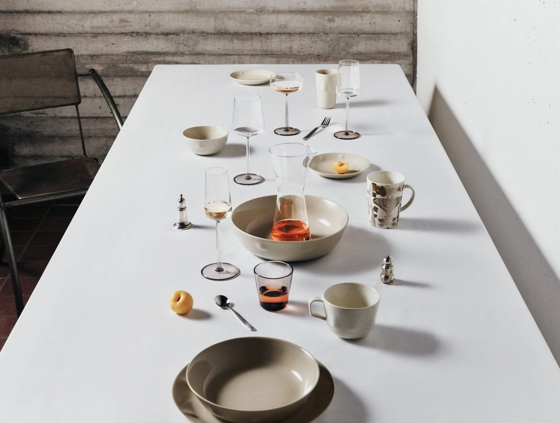 Assiette creuse Solare Ø22 cm, Sand Iittala