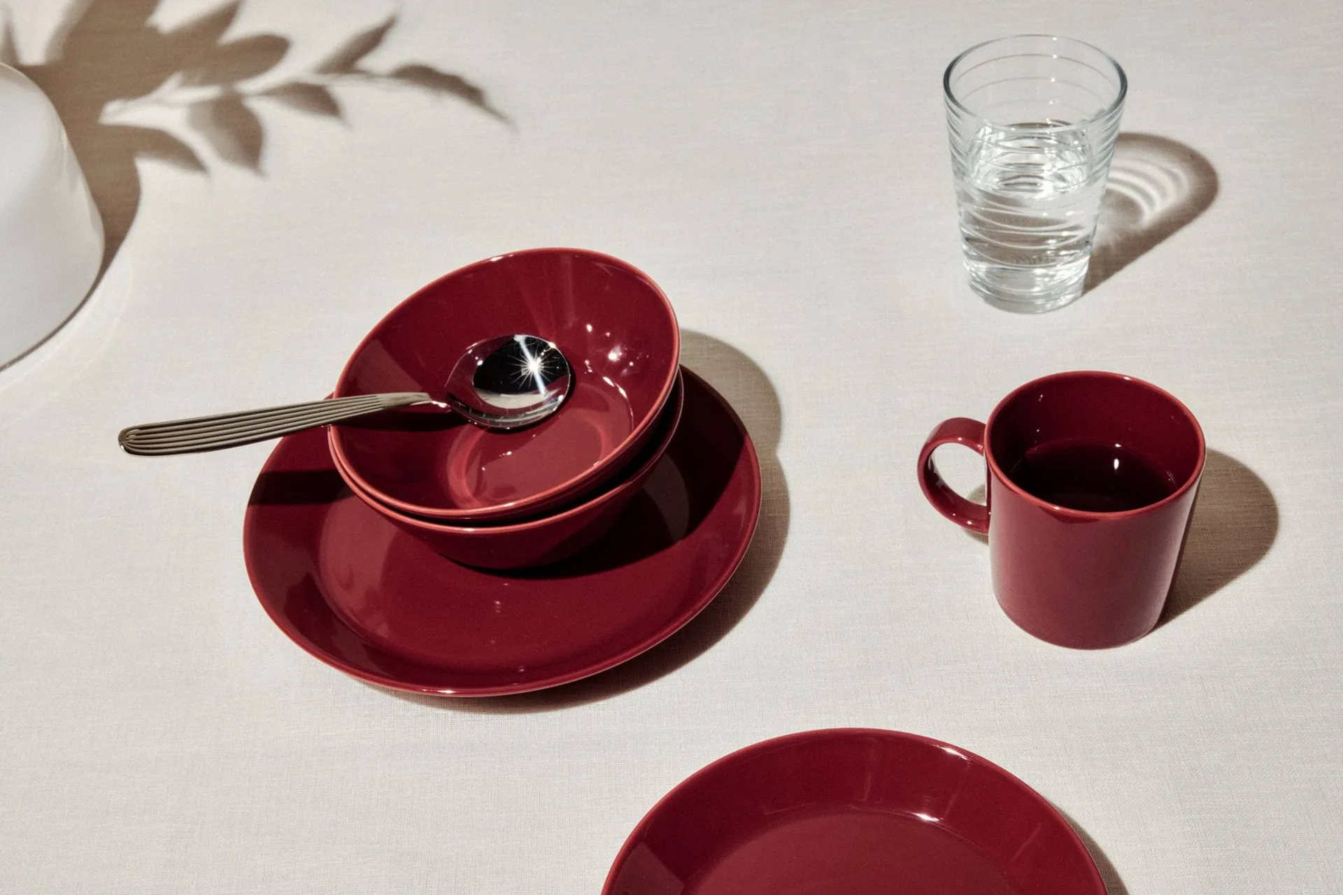 Assiette creuse Teema, Cerise Iittala