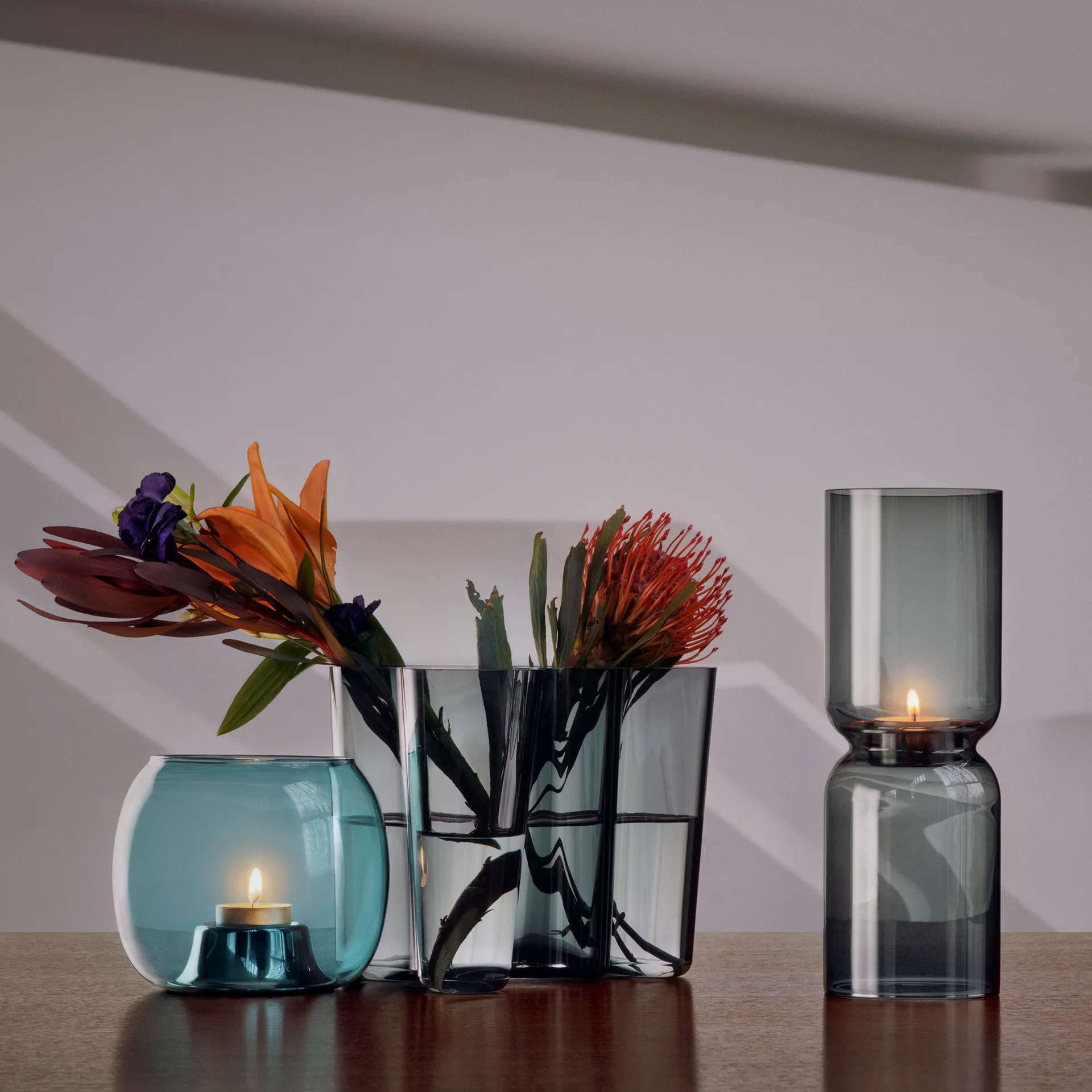 Photophore Lantern 25 cm, Gris foncé Iittala