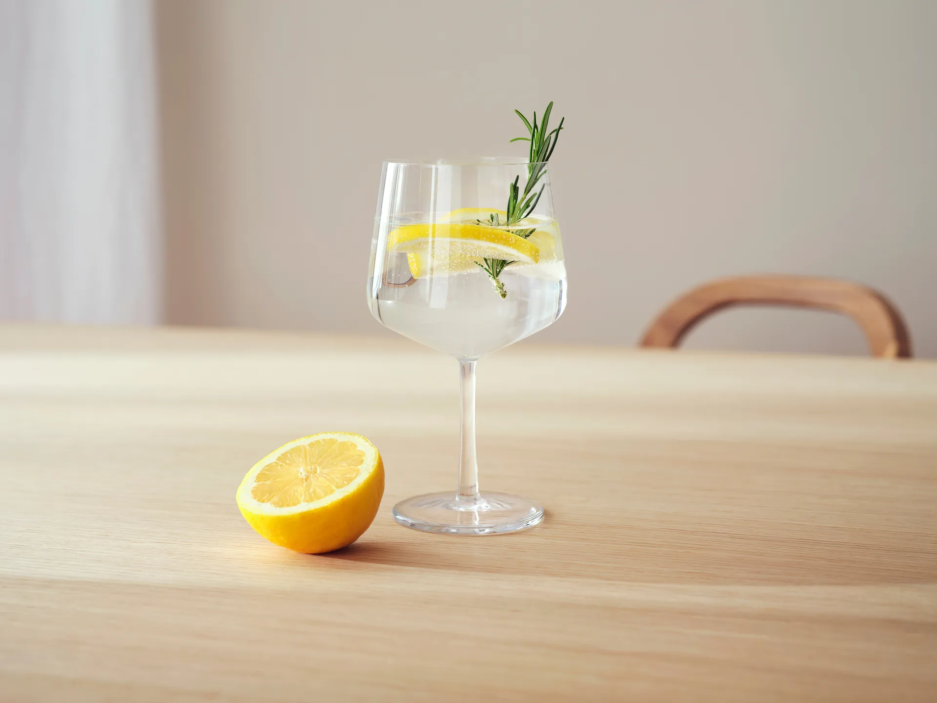 Set de 2 verres à cocktail et gin Essence, 63 cl Iittala