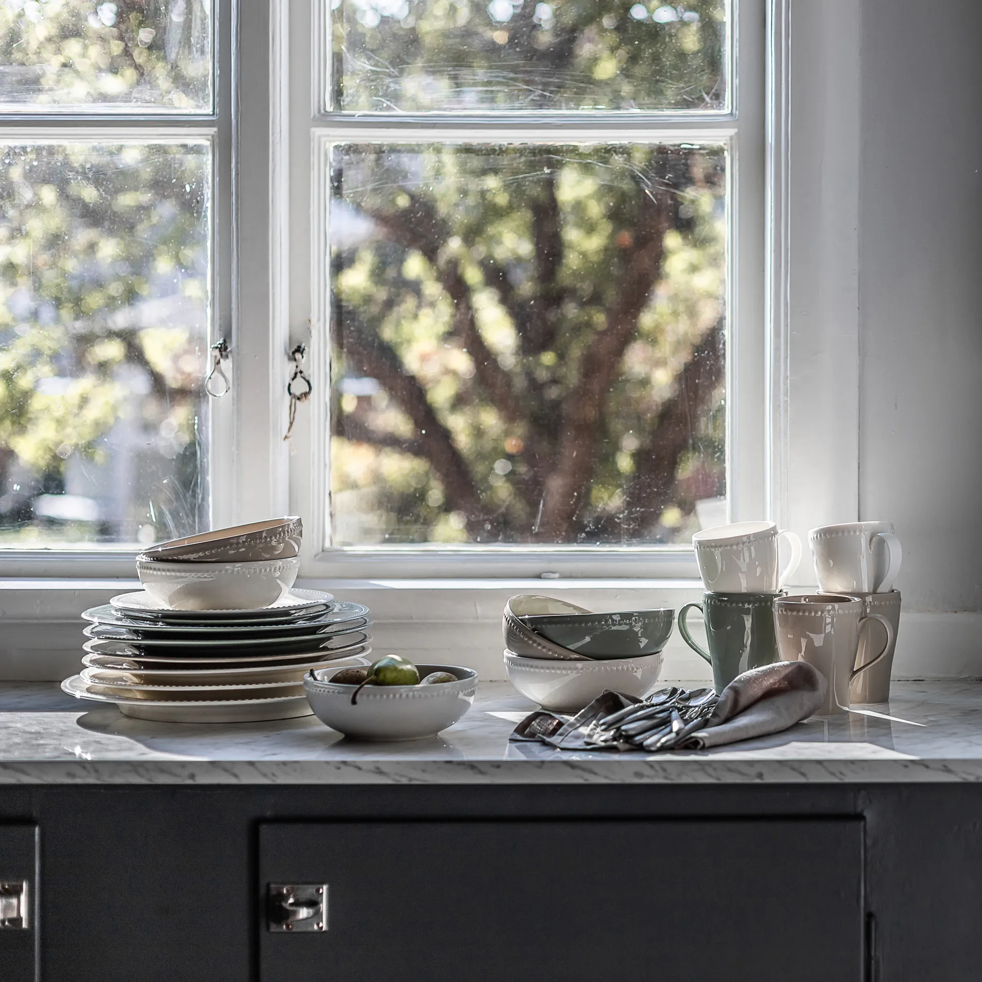 Set de démarrage dîner Essence & Dots 32 pièces - Blanc crème Iittala