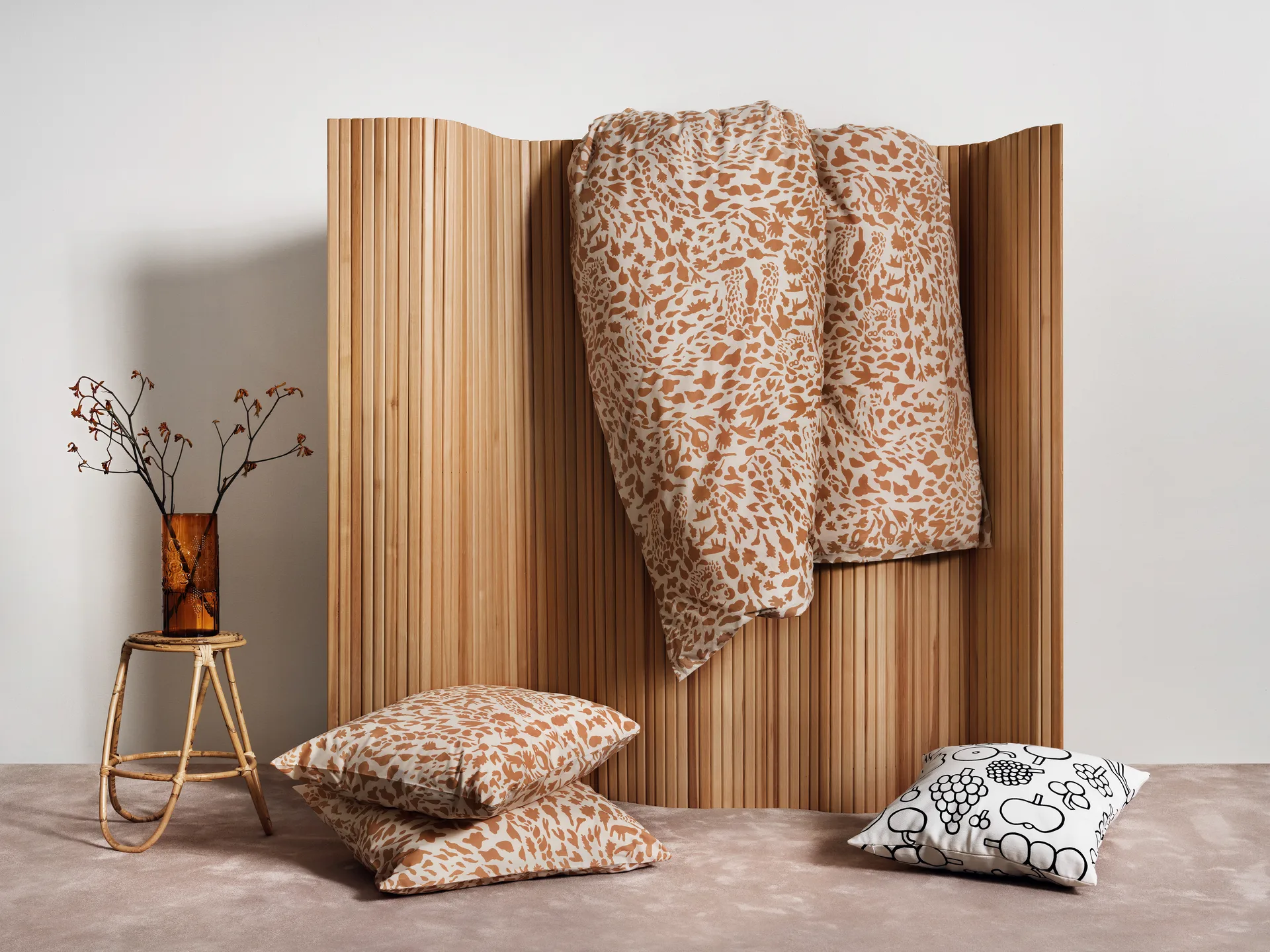 Taie Oiva Toikka Frutta 47x47 cm, Noir Iittala