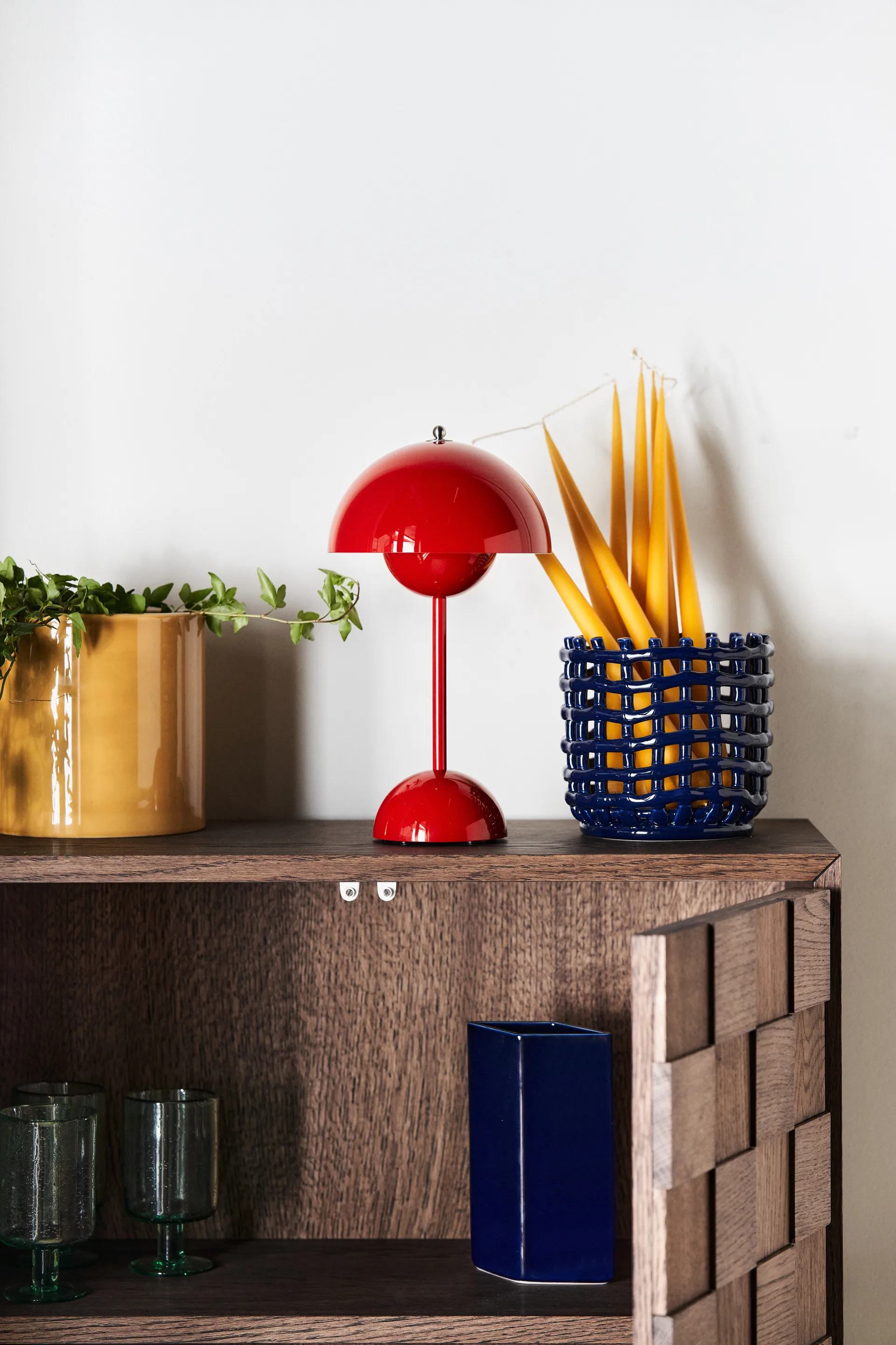 Vase en céramique Ruutu 180mm, Bleu foncé Iittala