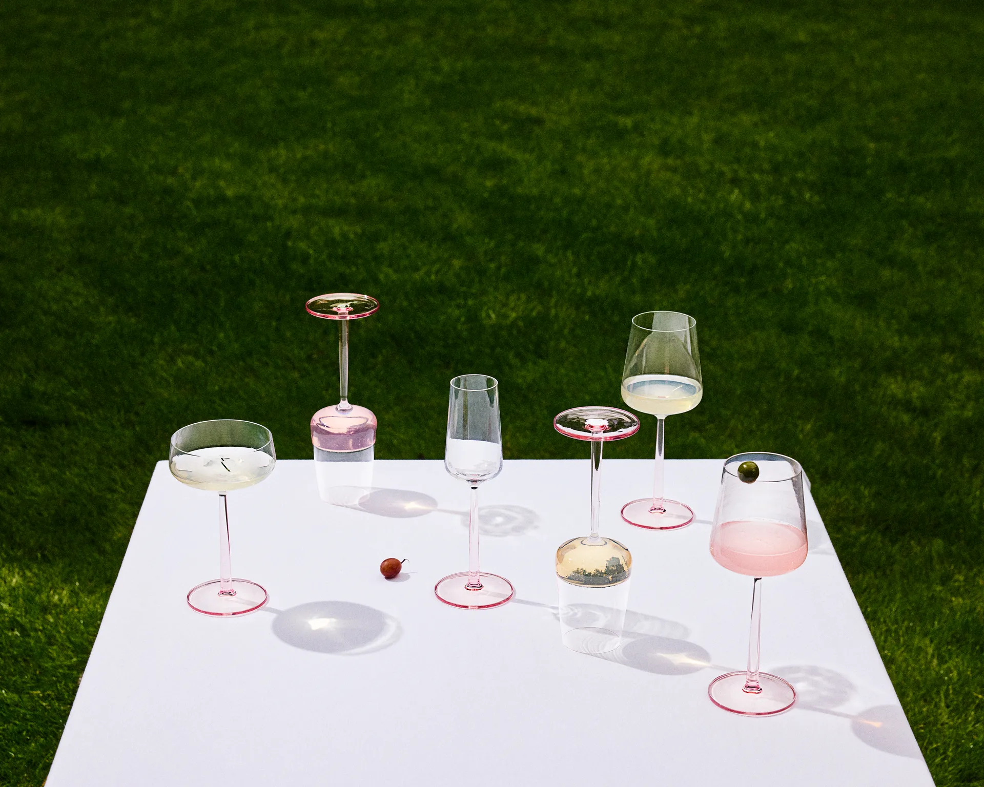 Verre à cocktail Essence Lot de 2, Rose, 31 cl Iittala