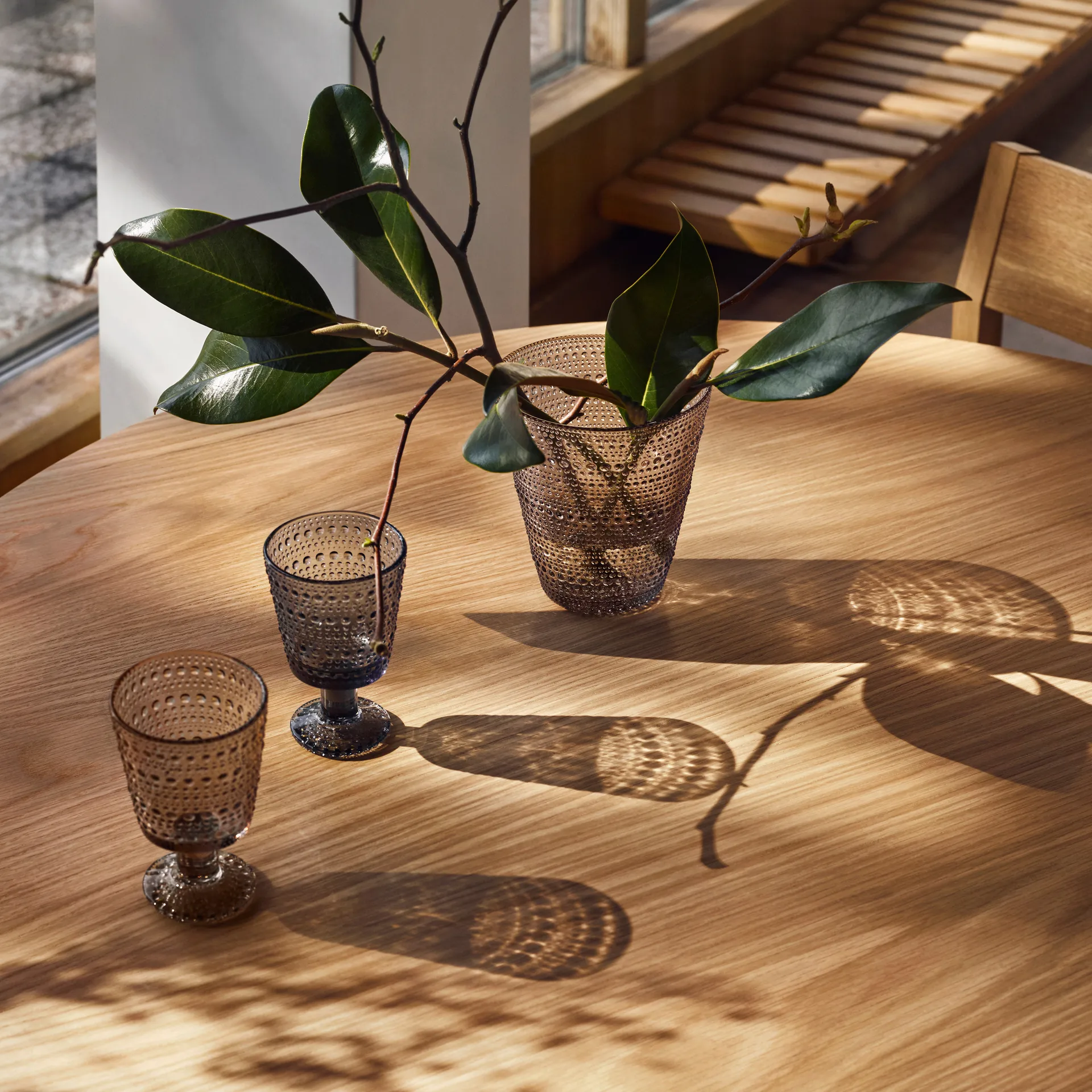 Verre à eau sur pied Kastehelmi 26cl lot de 2, Gris foncé Iittala