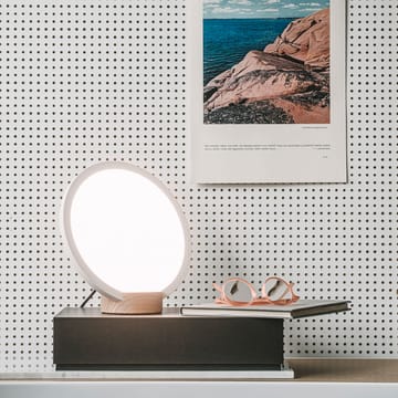 Lampe de table Epic - blanc, pied de lampe en frêne - Innolux