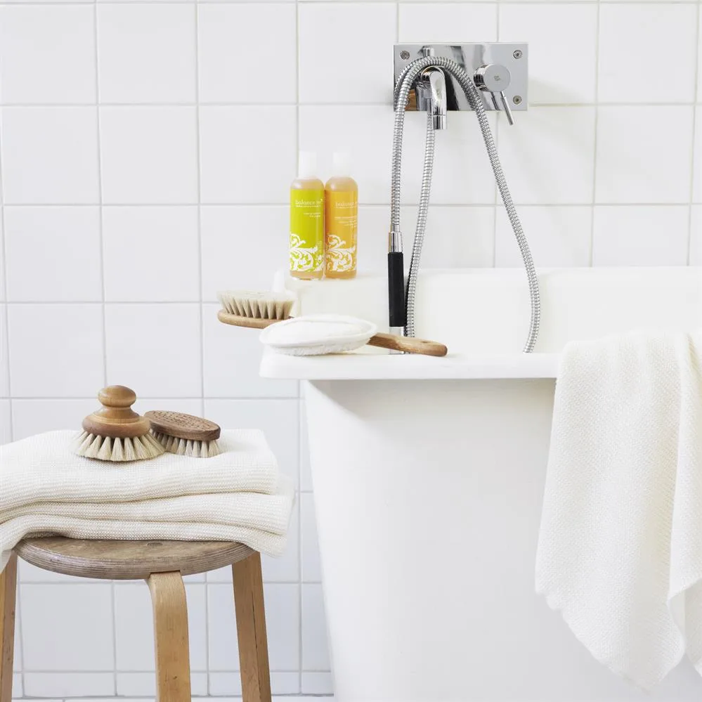 Brosse de bain Iris hantverk, chêne huilé Iris Hantverk