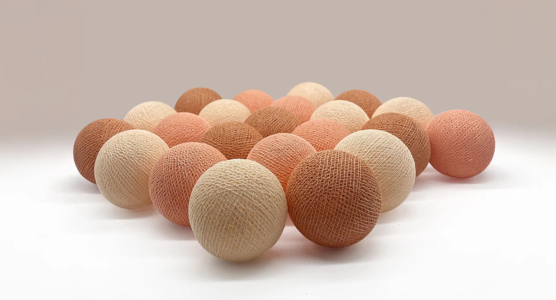 Guirlande lumineuse Irislights, Peach, 35 boules Irislights