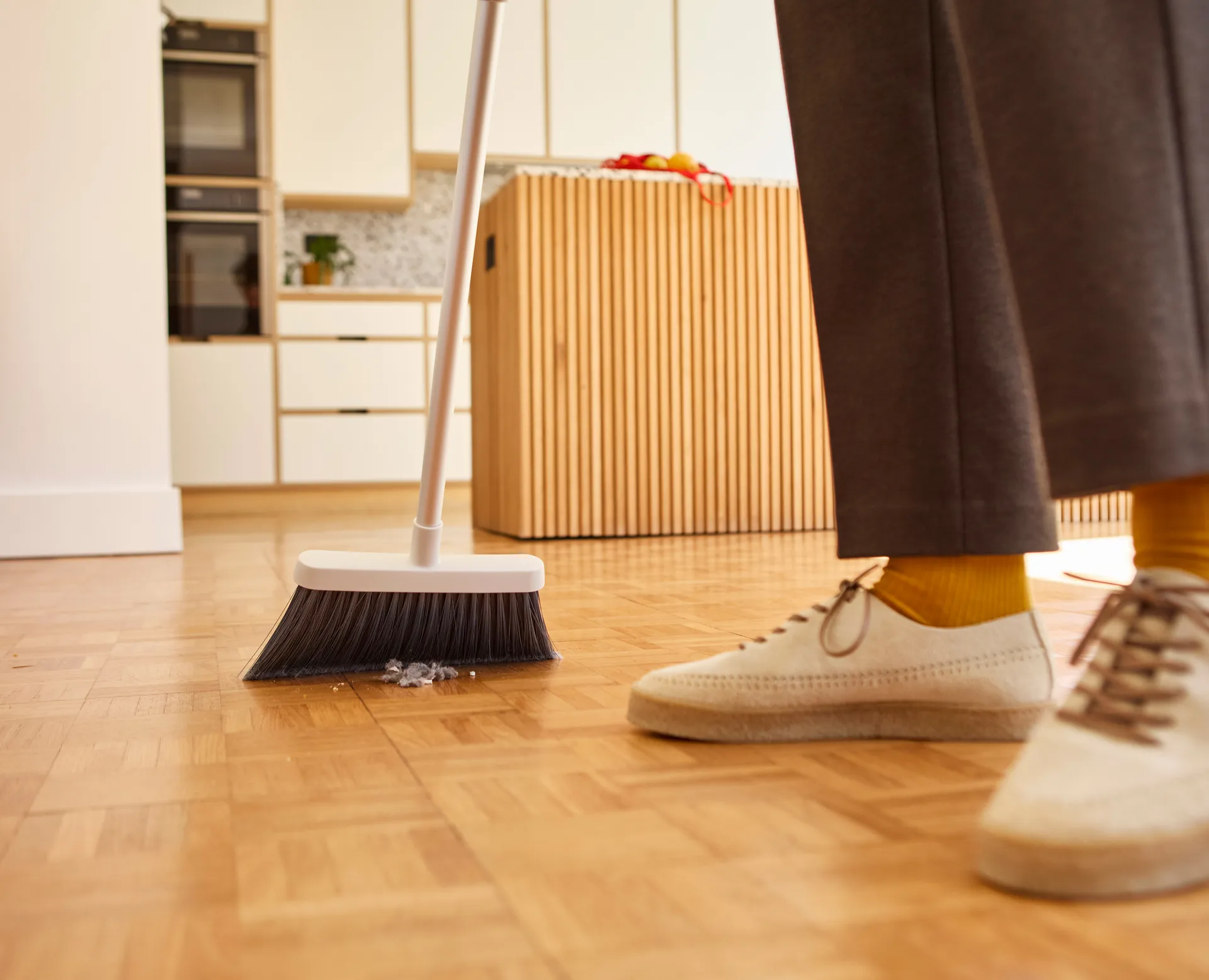 Balayette murale Cleantech, Stone Joseph Joseph