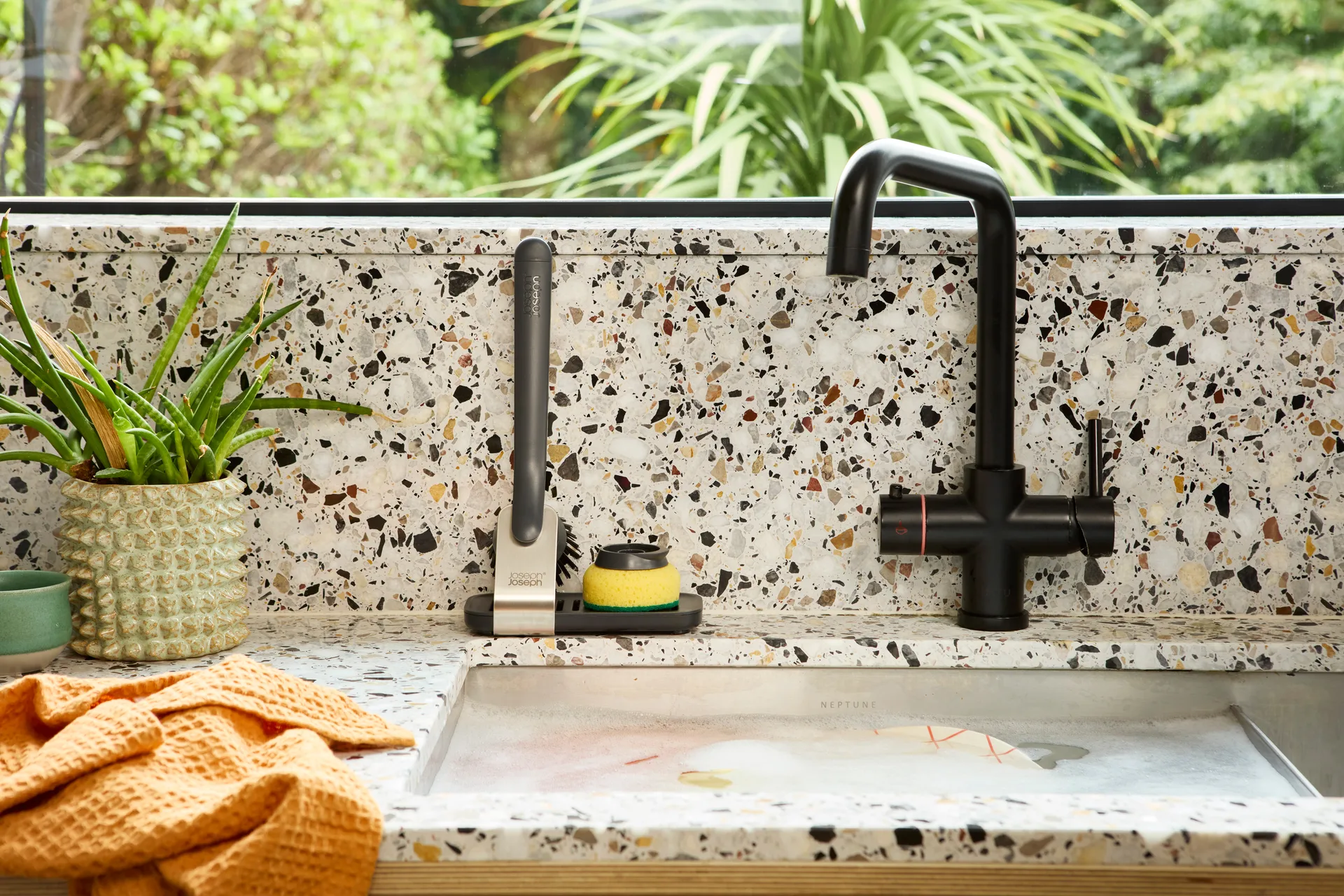 Grand support en acier brosse vaisselle Sinktech Joseph Joseph, Grey Joseph Joseph