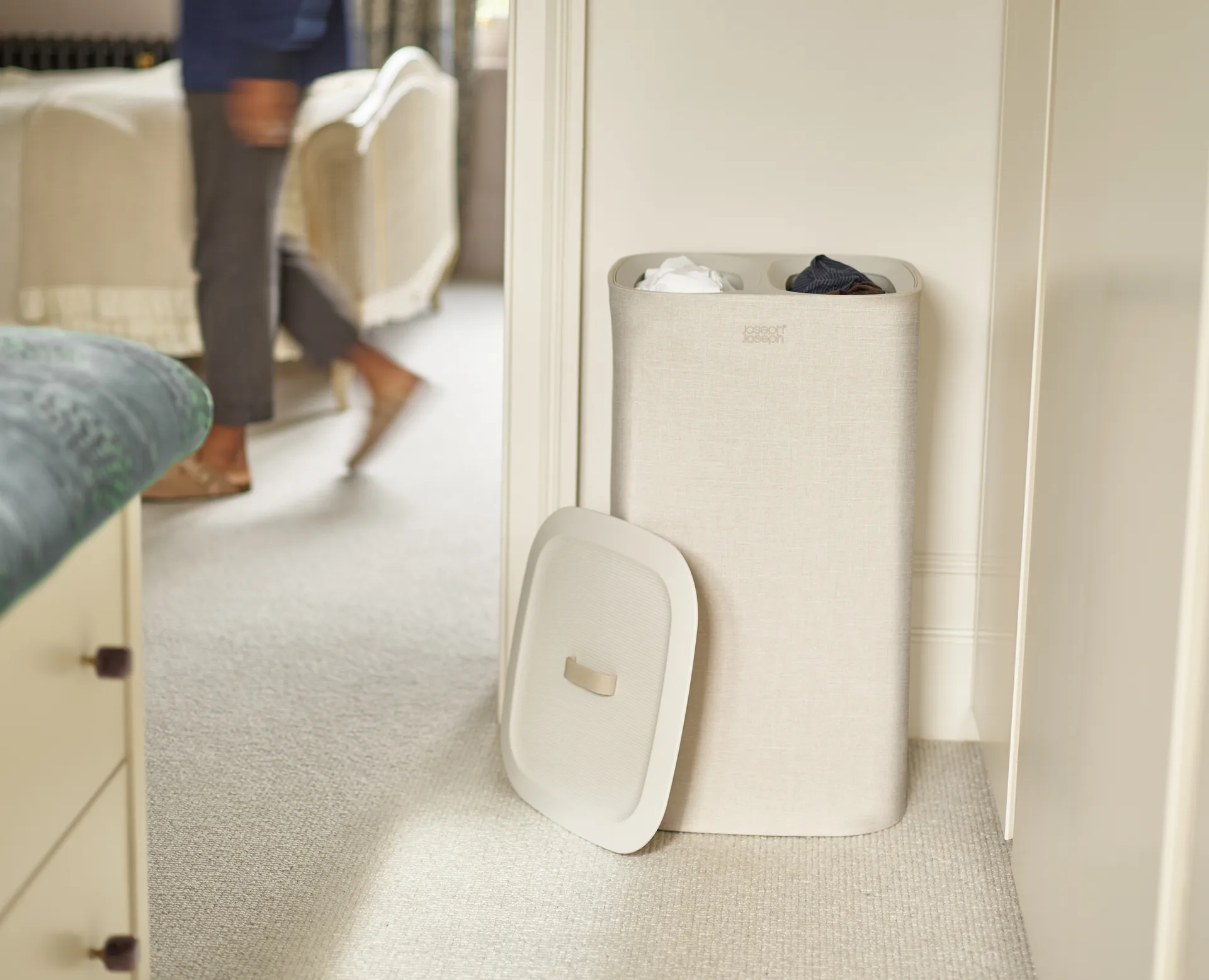 Panier à linge Tota 60 L, Écru Joseph Joseph