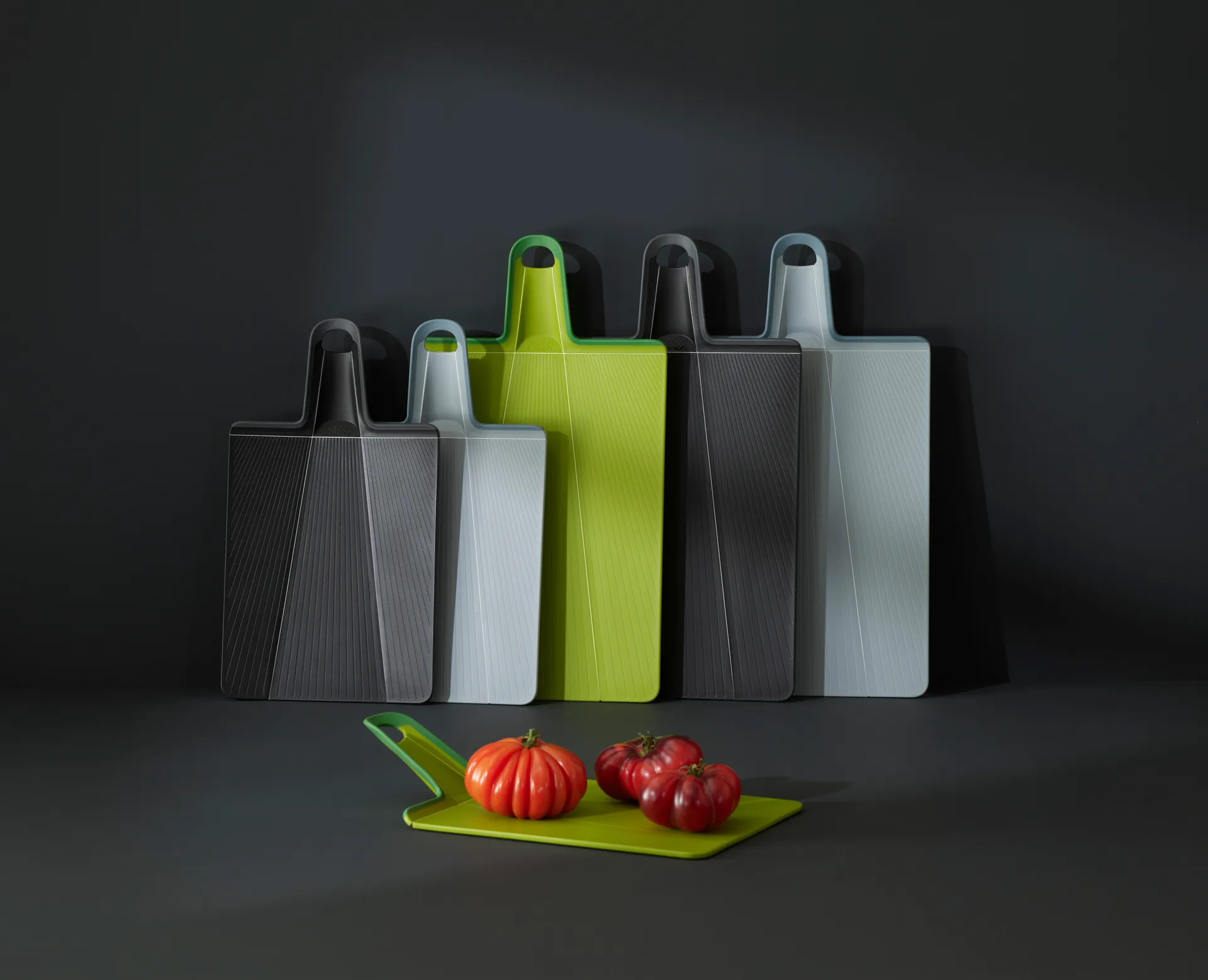 Planche à découper Chop2pot plus noire, Grand Joseph Joseph