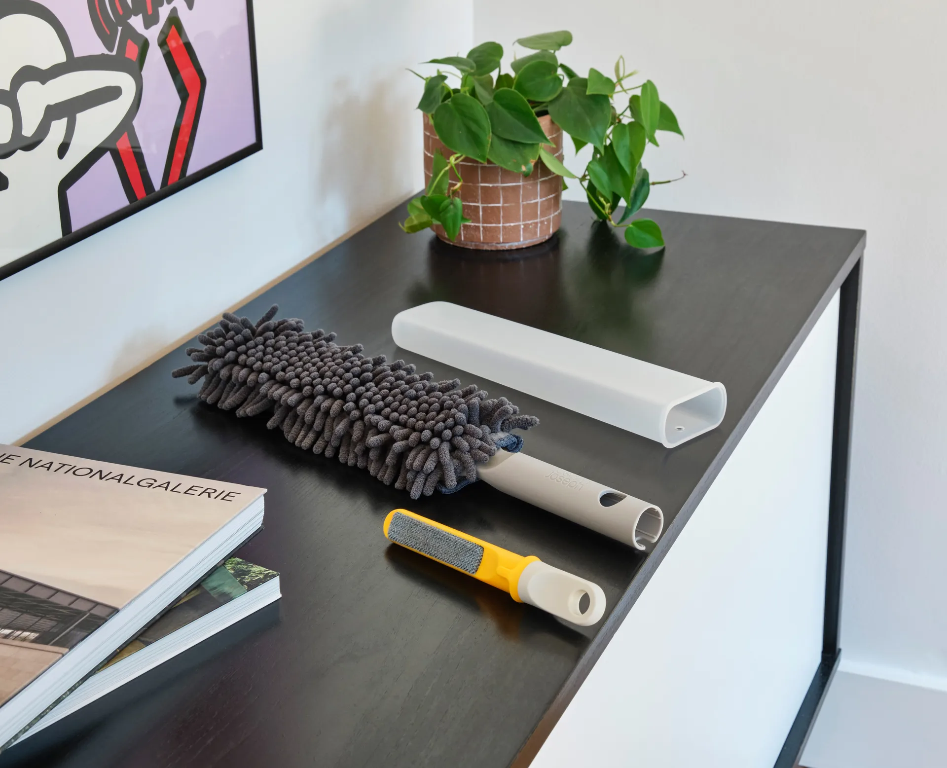 Plumeau 3-en-1 Cleantech avec rail plastique, Light Stone Joseph Joseph