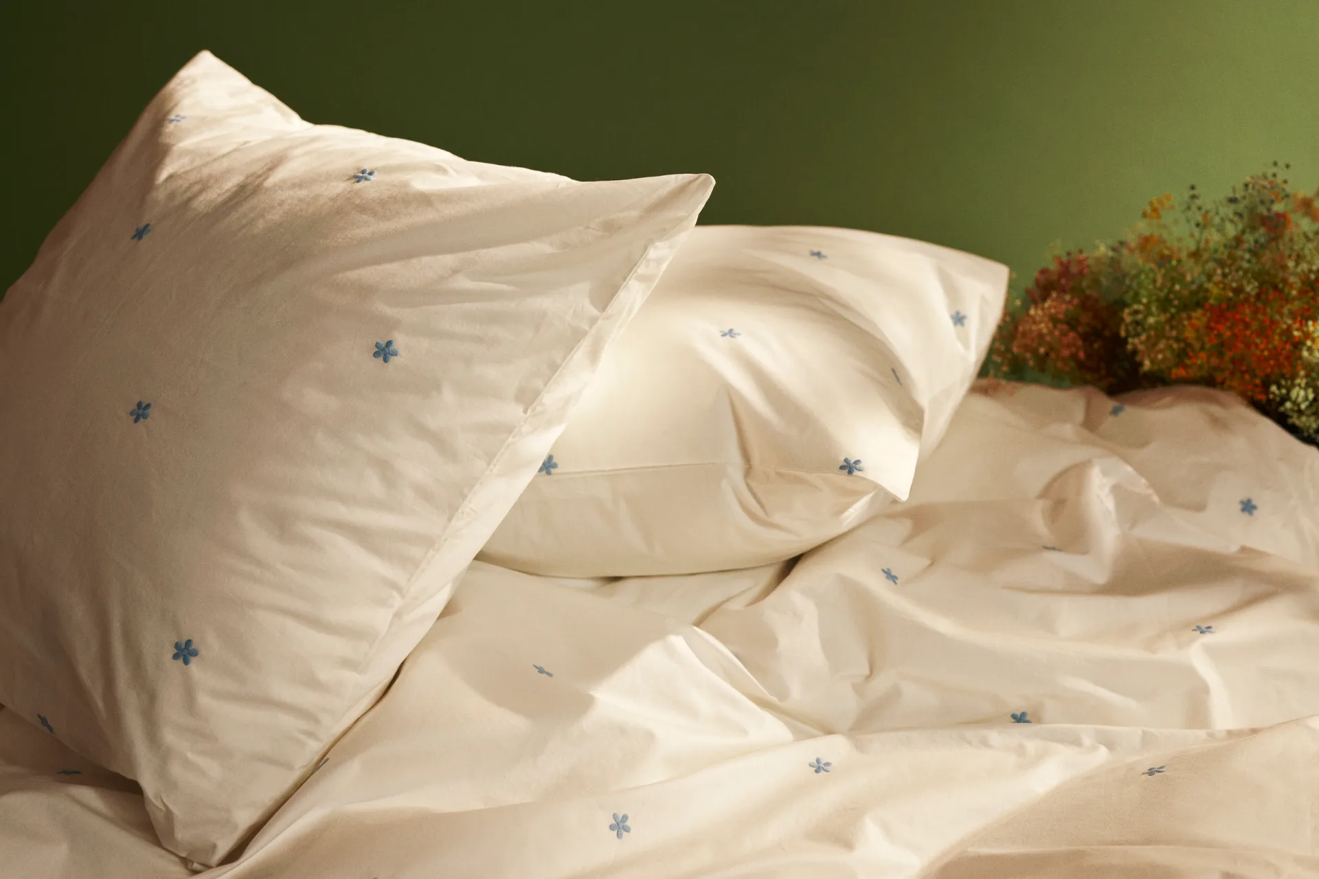 Ensemble de lit Daisy 150x210 cm, Blanc-bleu clair Juna