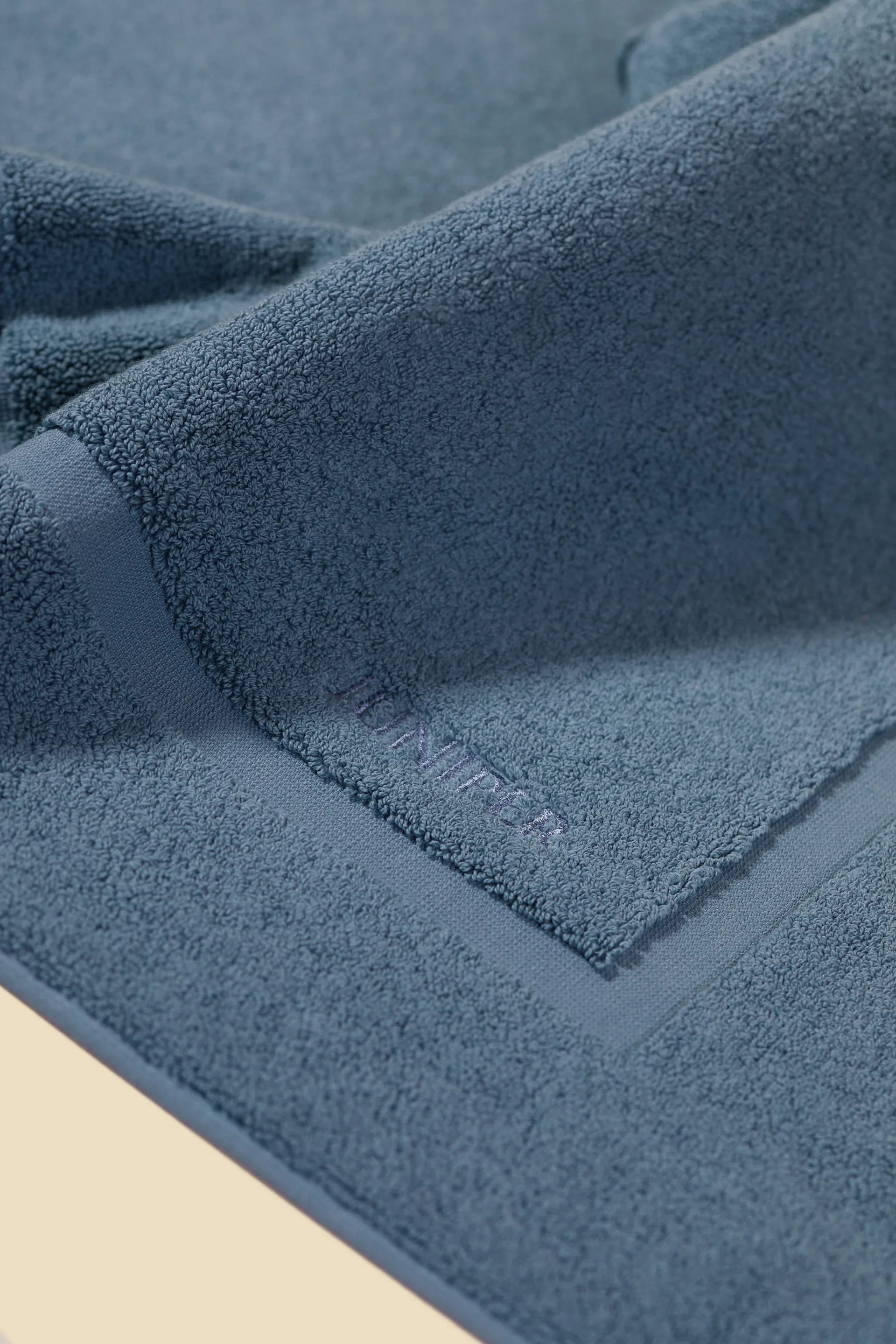 Tapis de salle de bains Juniper 50x80 cm, North Sea Blue Juniper