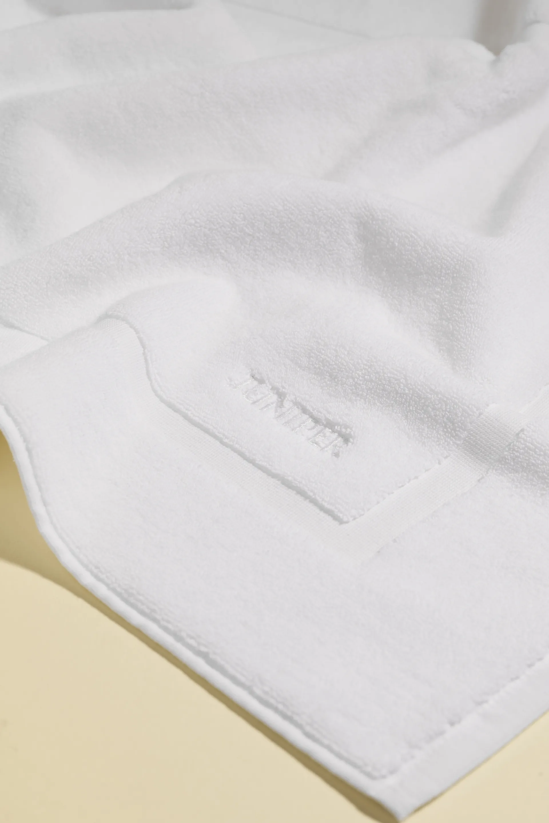 Tapis de salle de bains Juniper 50x80 cm, Snow White Juniper