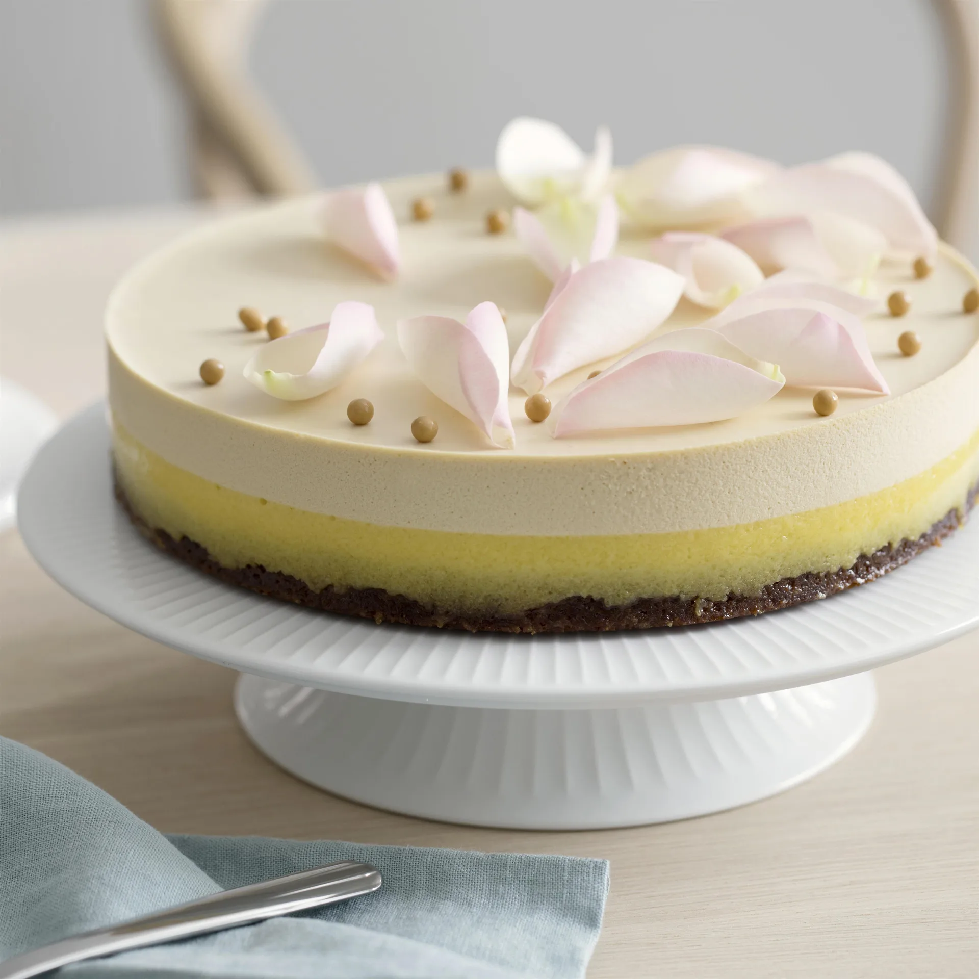 Assiette à gâteau avec pied Hammershøi Ø30 cm, blanc Kähler