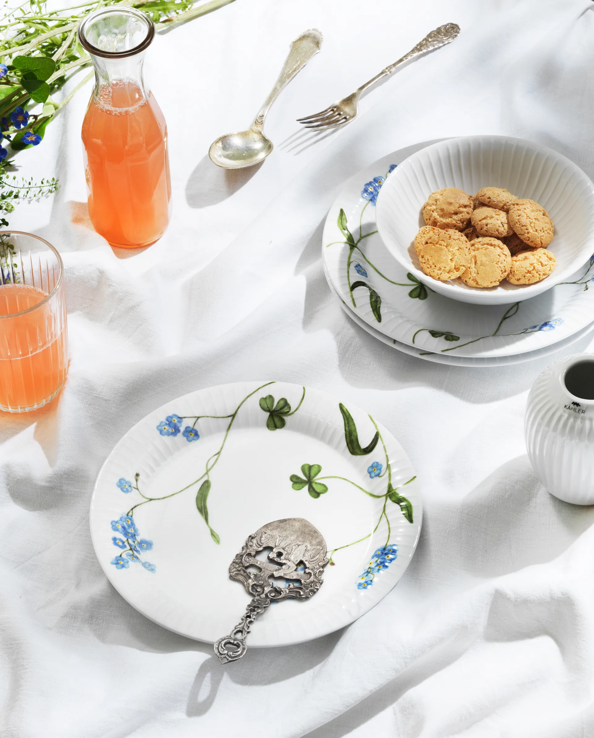 Assiette Hammershøi Summer Ø22 cm, Forget me not Kähler