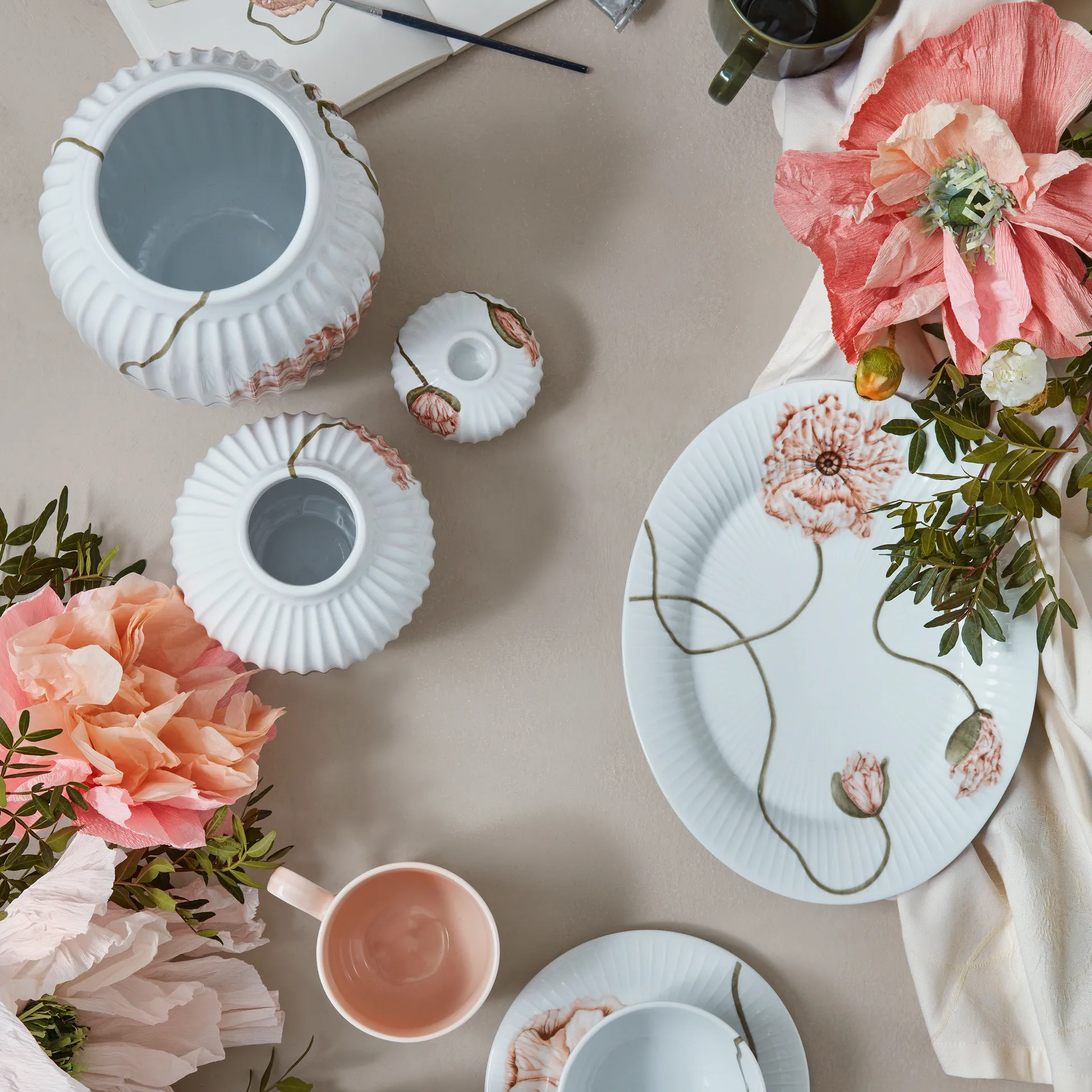Plat oval Hammershøi Poppy 22,5x28,5 cm, Blanc Kähler