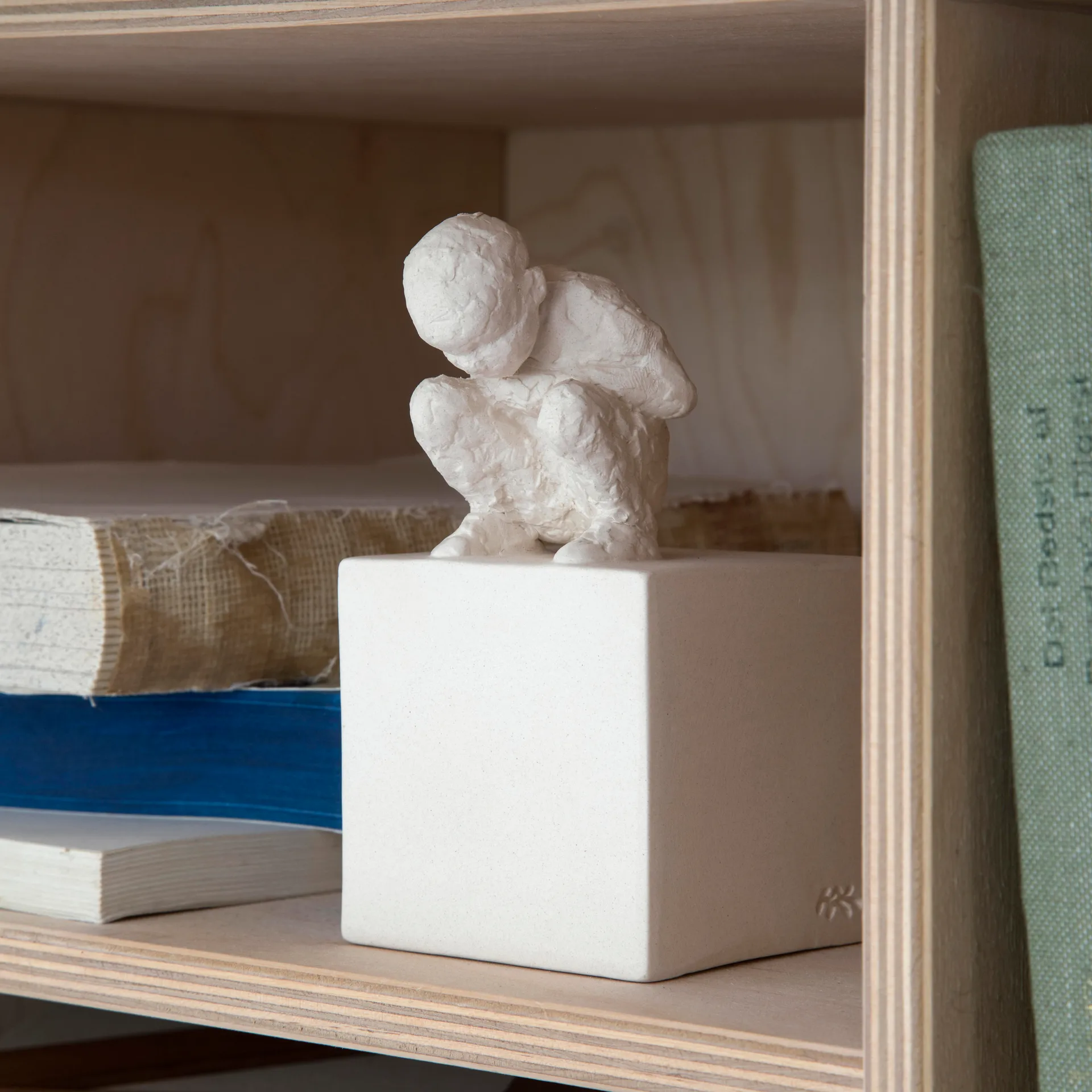 Sculpture avec message Character, The curious one Kähler