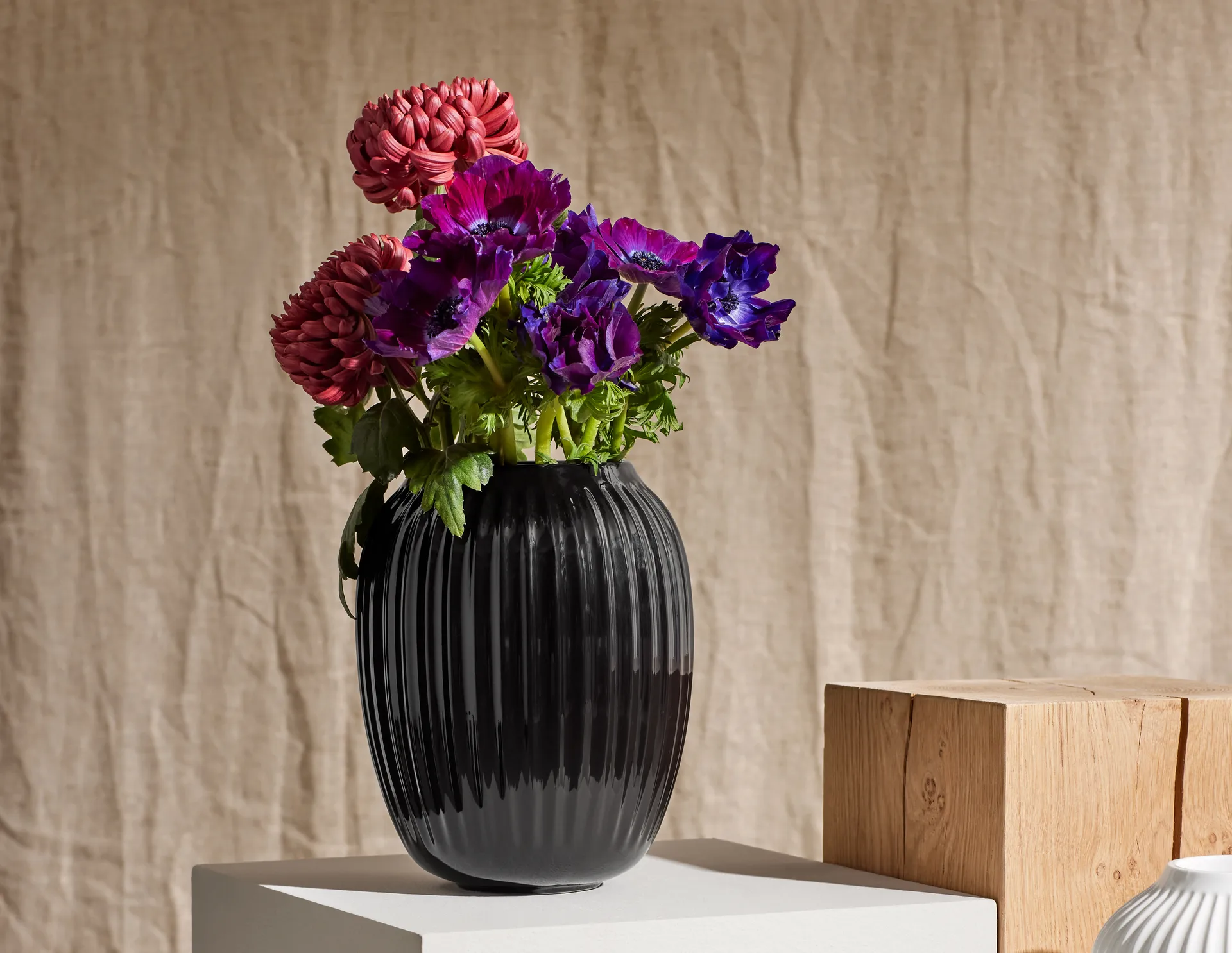 Vase Hammershøi, Noir, moyen 21 cm Kähler