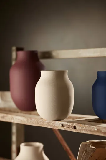 Vase Studio Omaggio - Bordeaux, 31 cm - Kähler