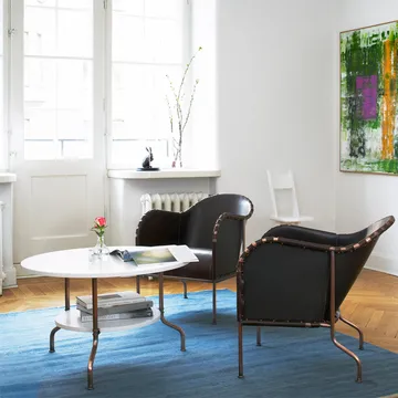 Table Sven - Chêne laqué noir-piètement traité cuivre, Ø80 cm - Källemo
