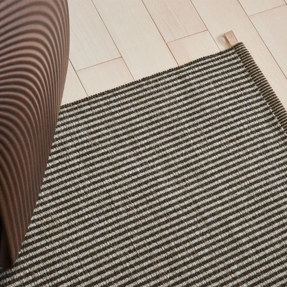 Tapis de couloir Stripe Icon, griffin grey 590 90x250 cm Kasthall
