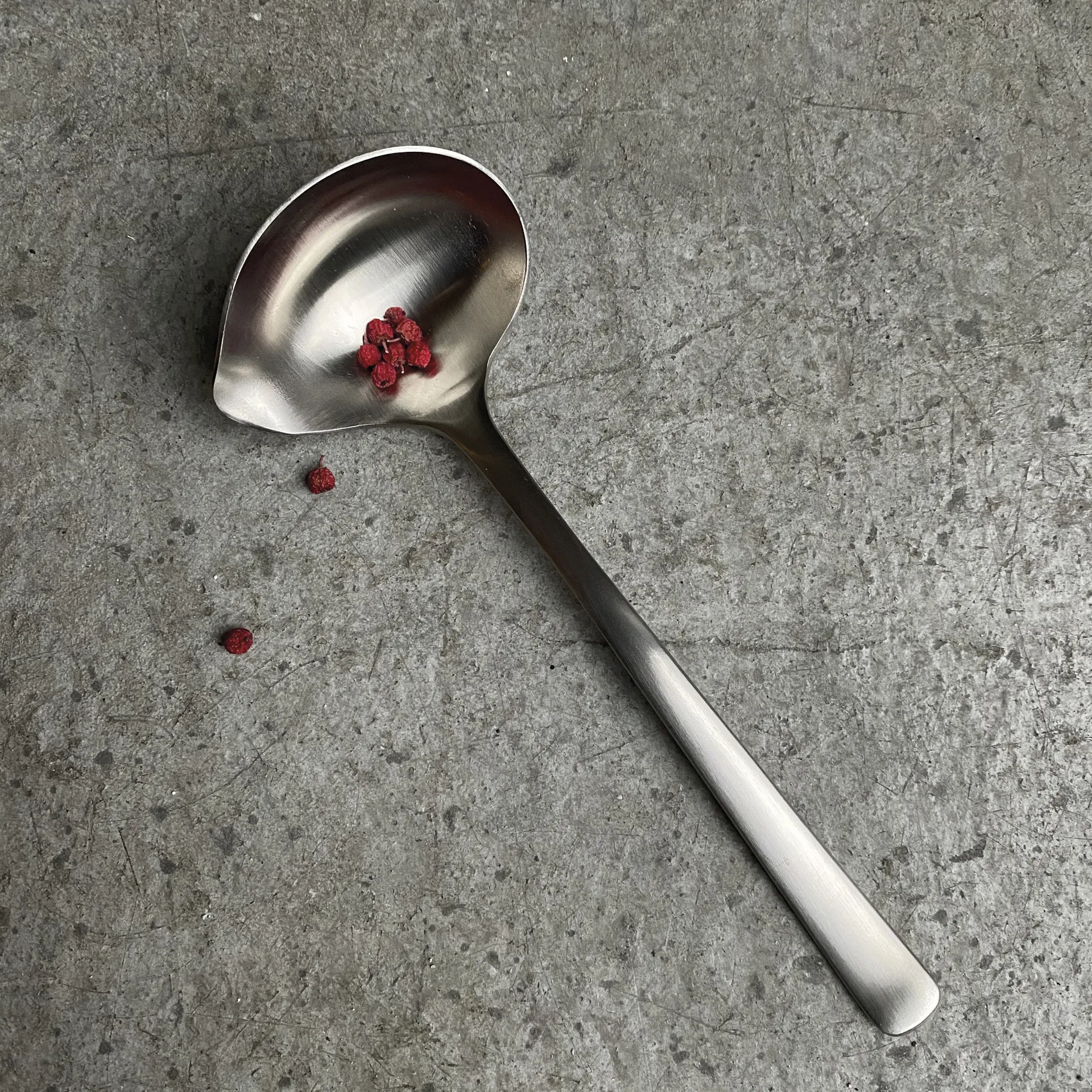 Cuillère à sauce Grand Prix 18,5 cm, Matte steel Kay Bojesen