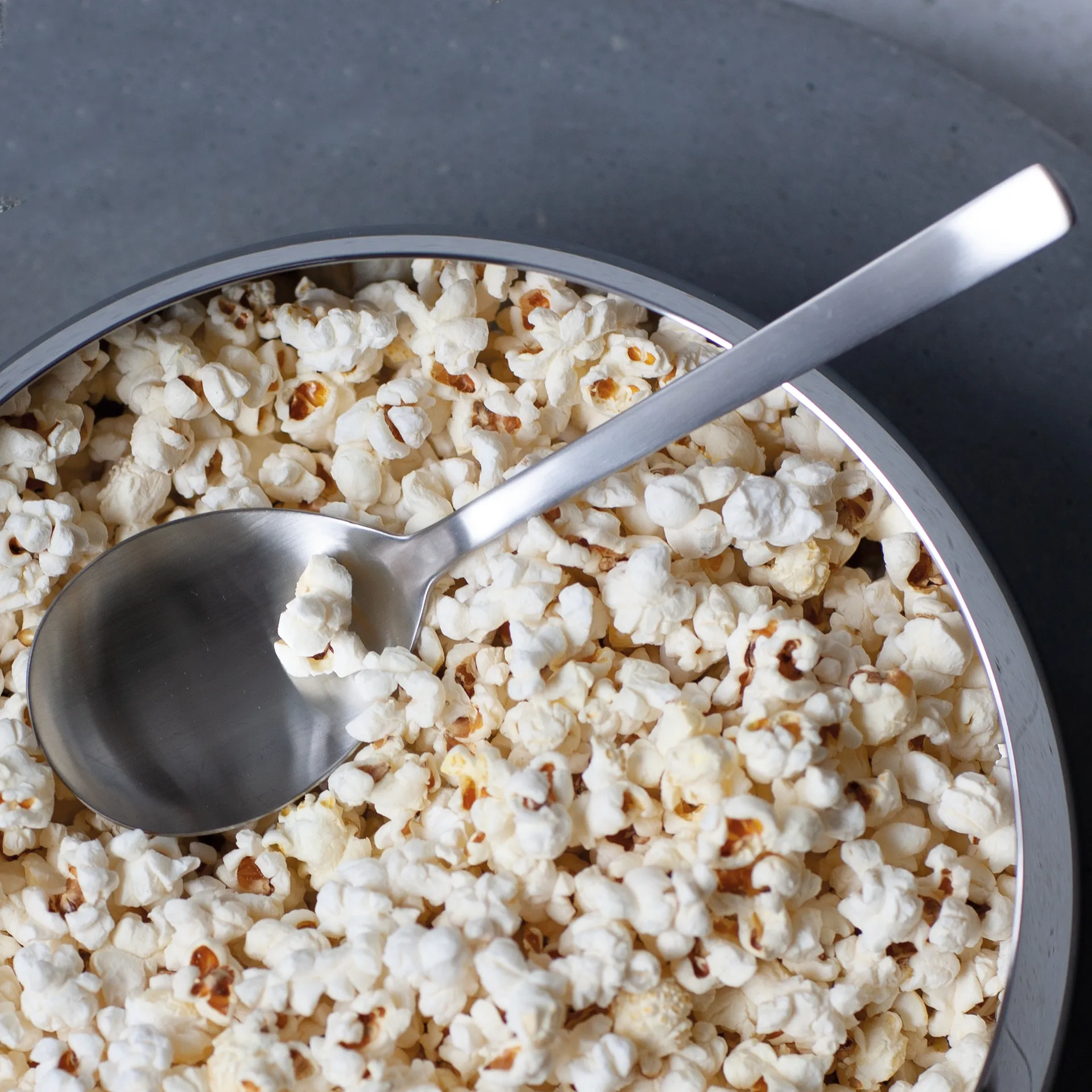 Cuillère de service Grand Prix 23,5 cm, Matte steel Kay Bojesen