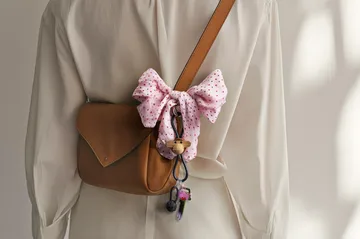 Porte-clés Kaj Bojesen singe - Teck-limba, cuir noir - Kay Bojesen Denmark