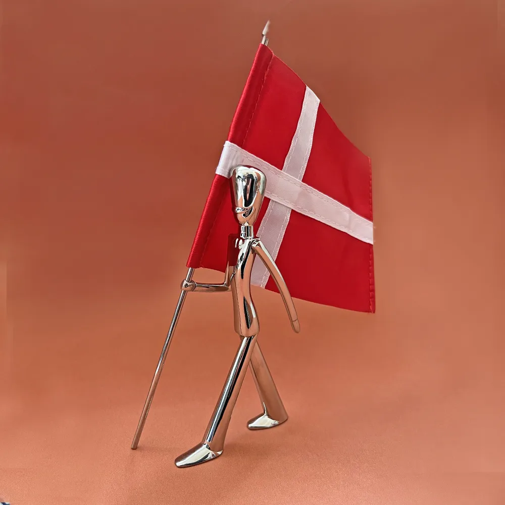 Figurine porte-drapeau Royal Guard 18 cm, Polished steel Kay Bojesen