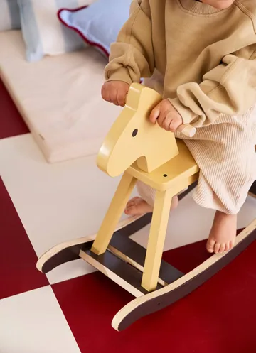 Cheval à bascule Kid's Concept - Jaune miel - Kid's Concept