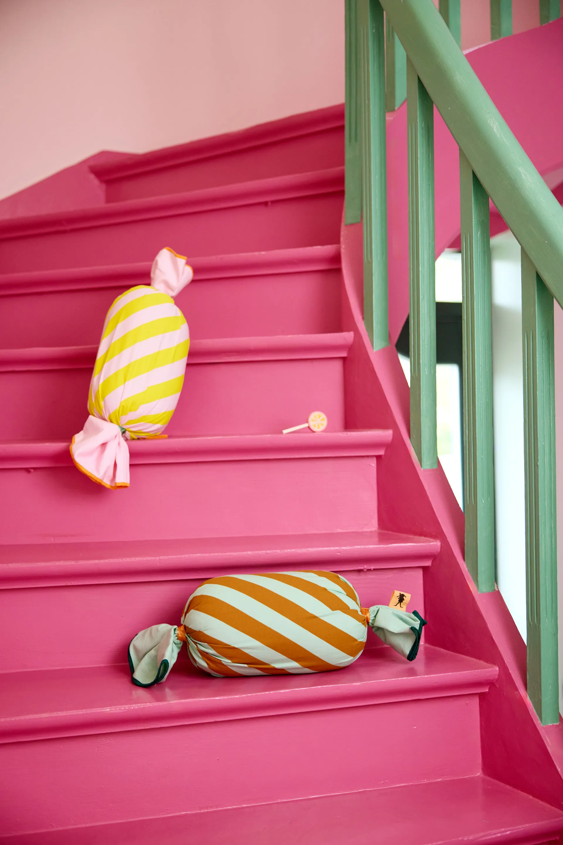 Coussin bonbon Pippi, Rose, 53x16 cm Kid's Concept