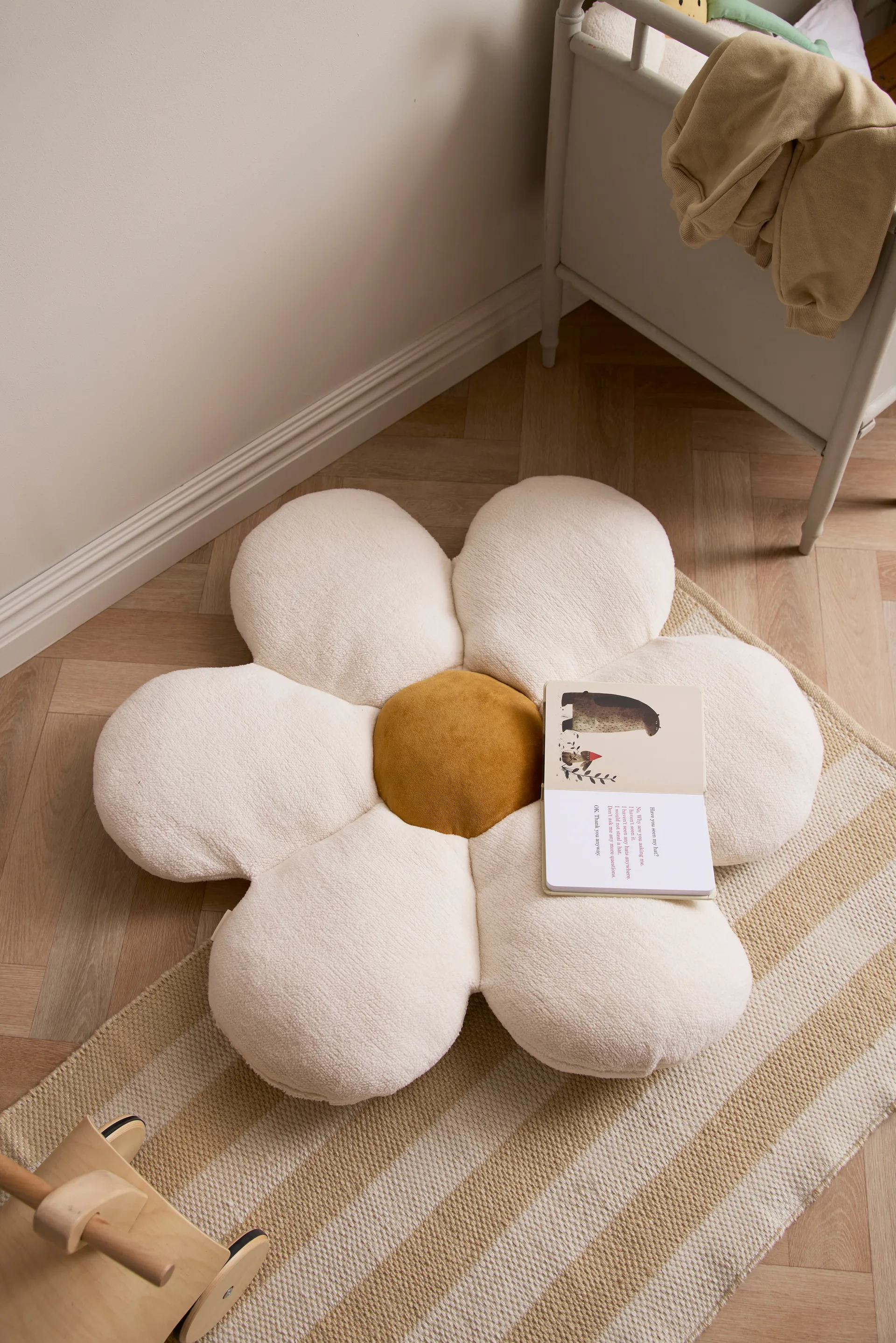 Coussin de sol Blomma, Ivoire naturel, Ø100x15 cm Kid's Concept