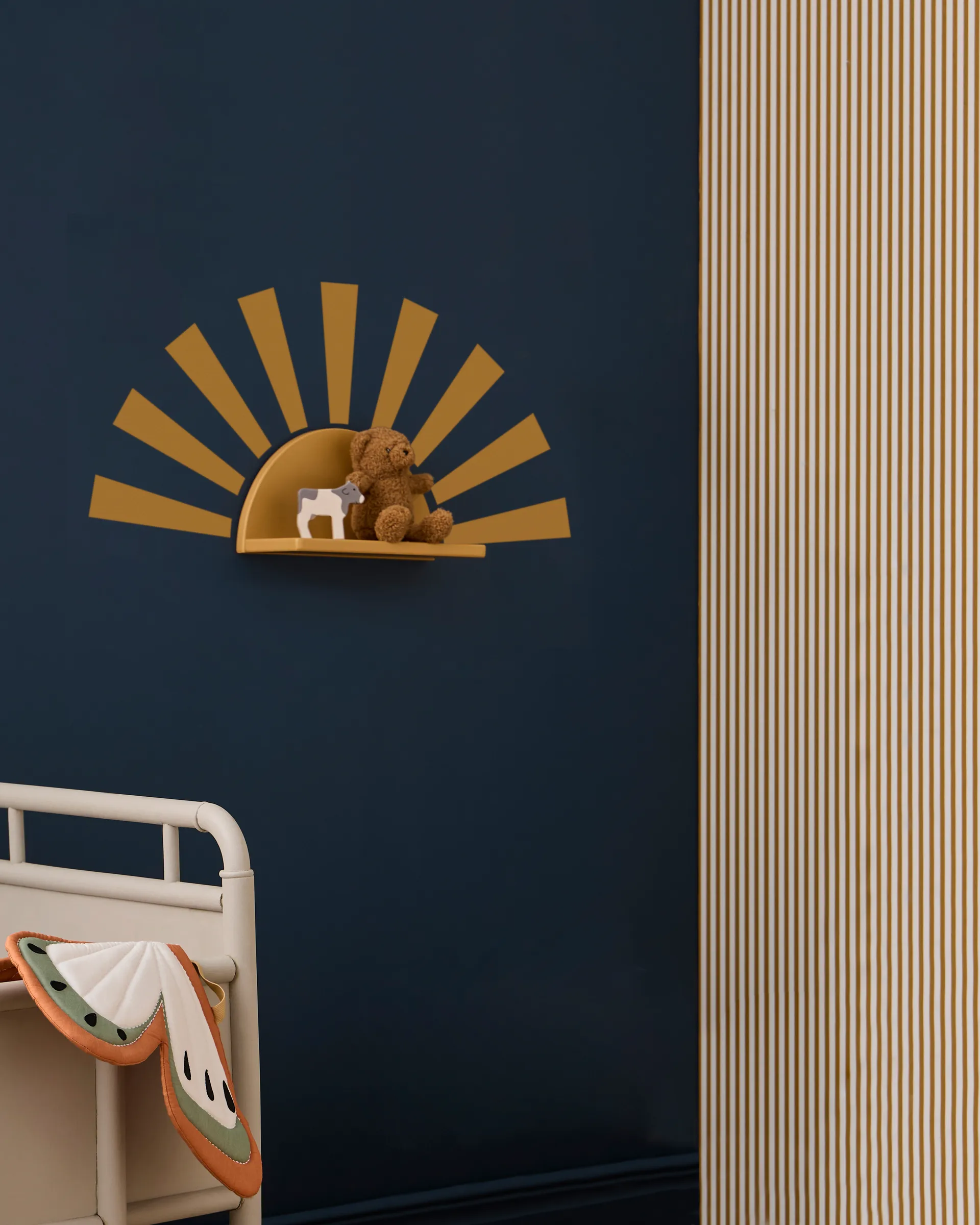 Étagère Star cercle avec stickers, Moutarde Kid's Concept
