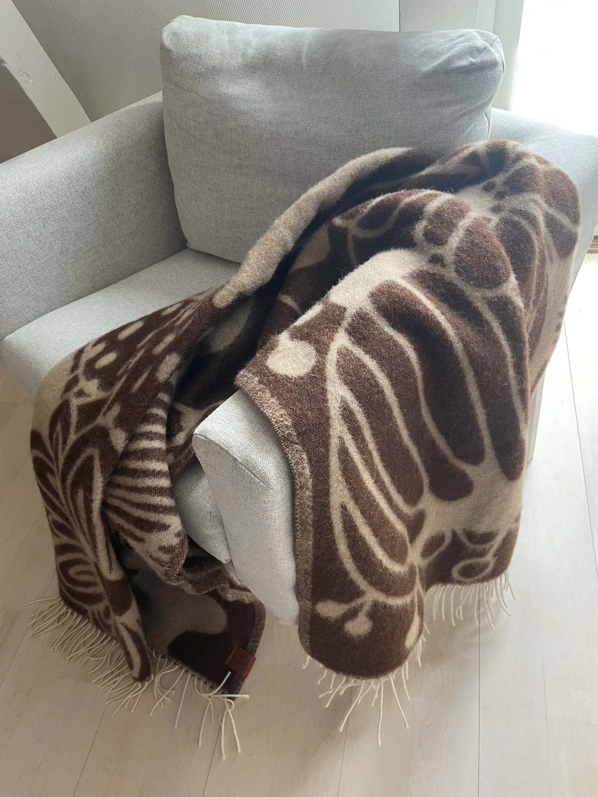 Plaid en laine Blomranka, Brown-beige, 130x200 cm Klippan Yllefabrik