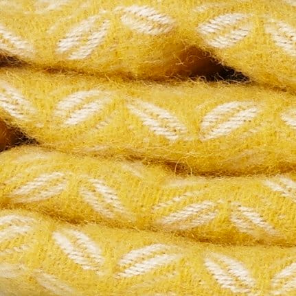 Plaid en laine Leaf, jaune Klippan Yllefabrik