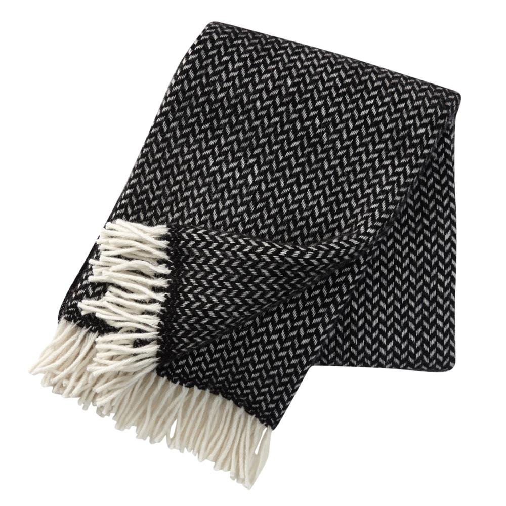 Klippan Yllefabrik Plaid en laine Polka noir | Design Scandinave | Plaids & couvertures en laine | Noir