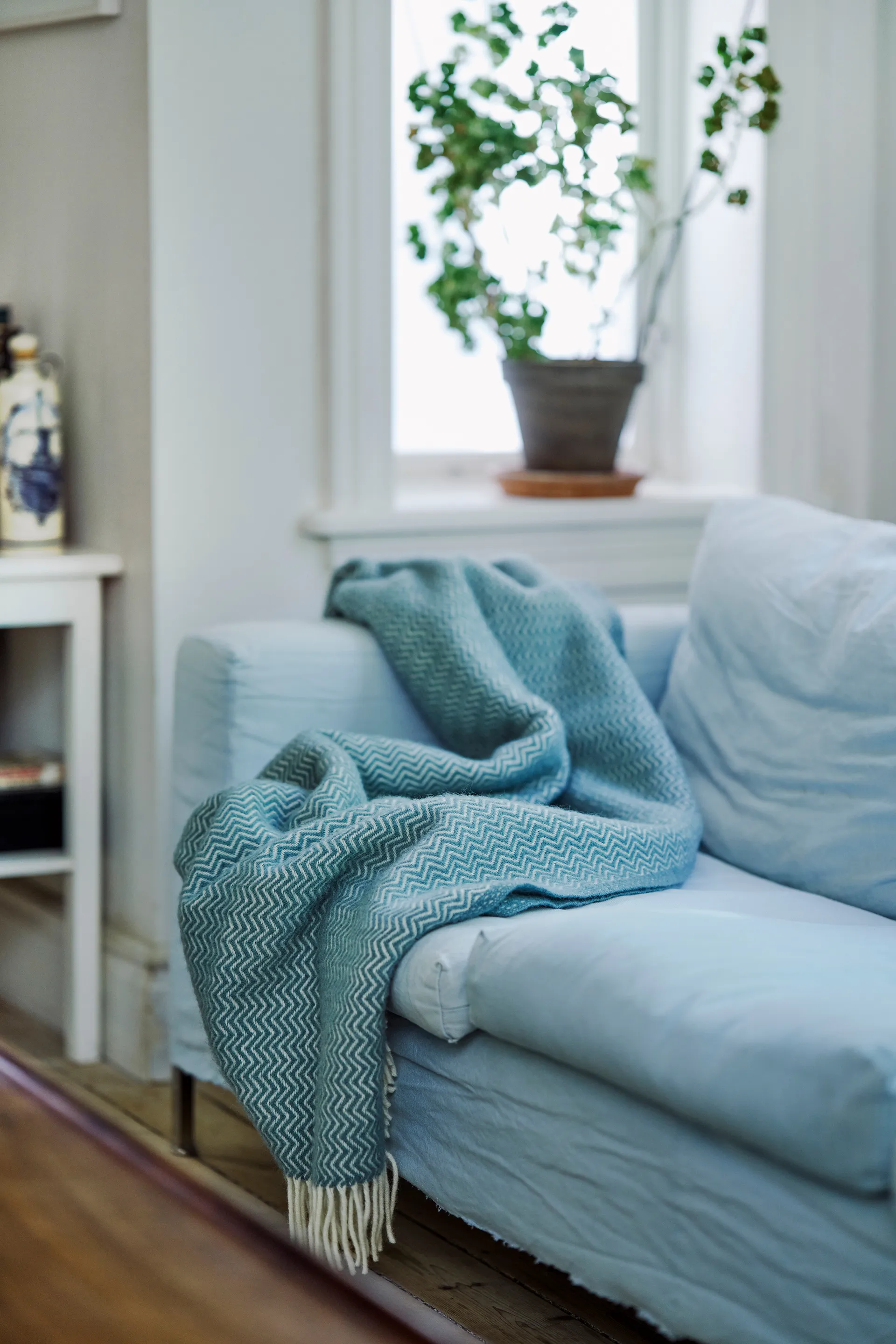 Plaid Sorbet en laine 130x200 cm, Silky blue Klippan Yllefabrik