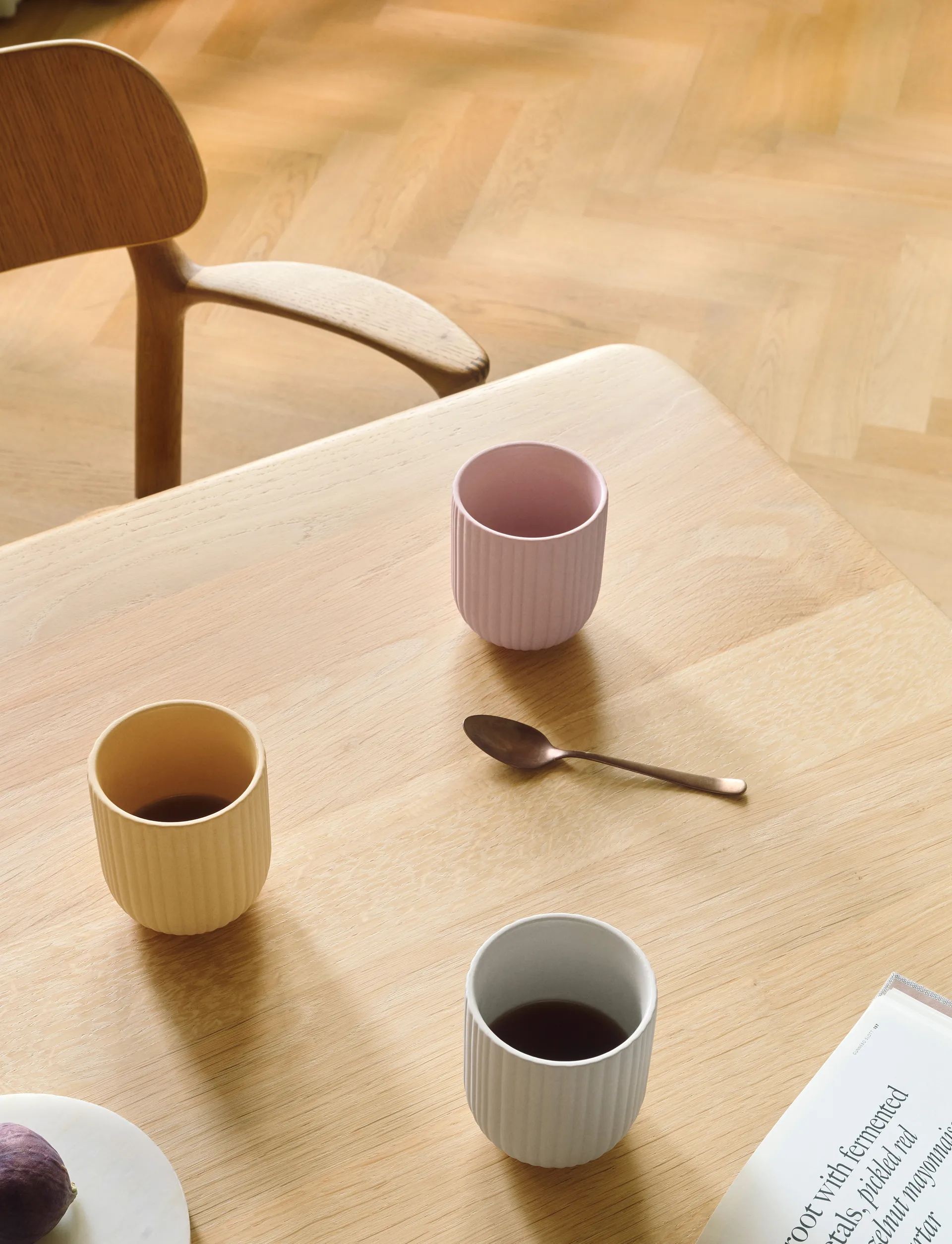 Tasse Verda 25 cl, Soft sand Knabstrup Keramik