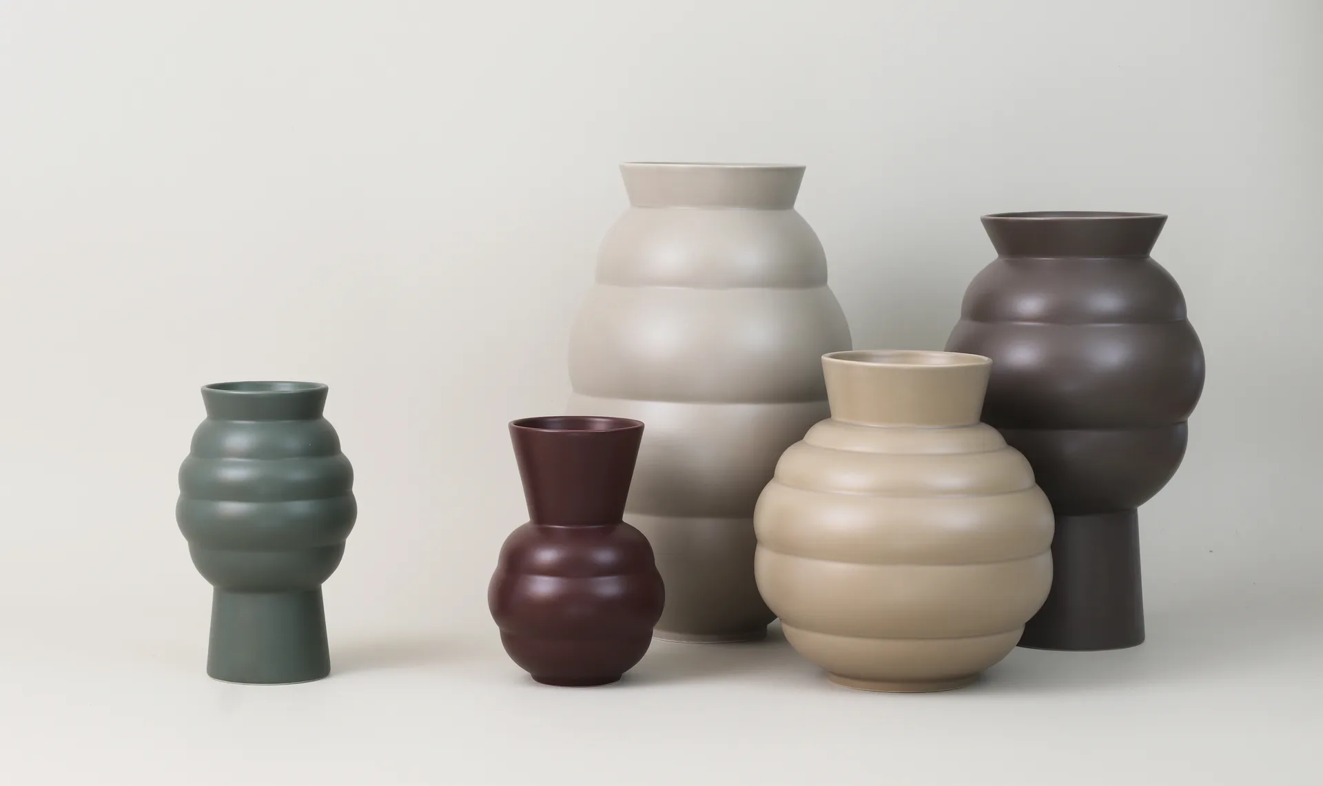 Vase Tortus Archie No4 37 cm, Dark grey Knabstrup Keramik